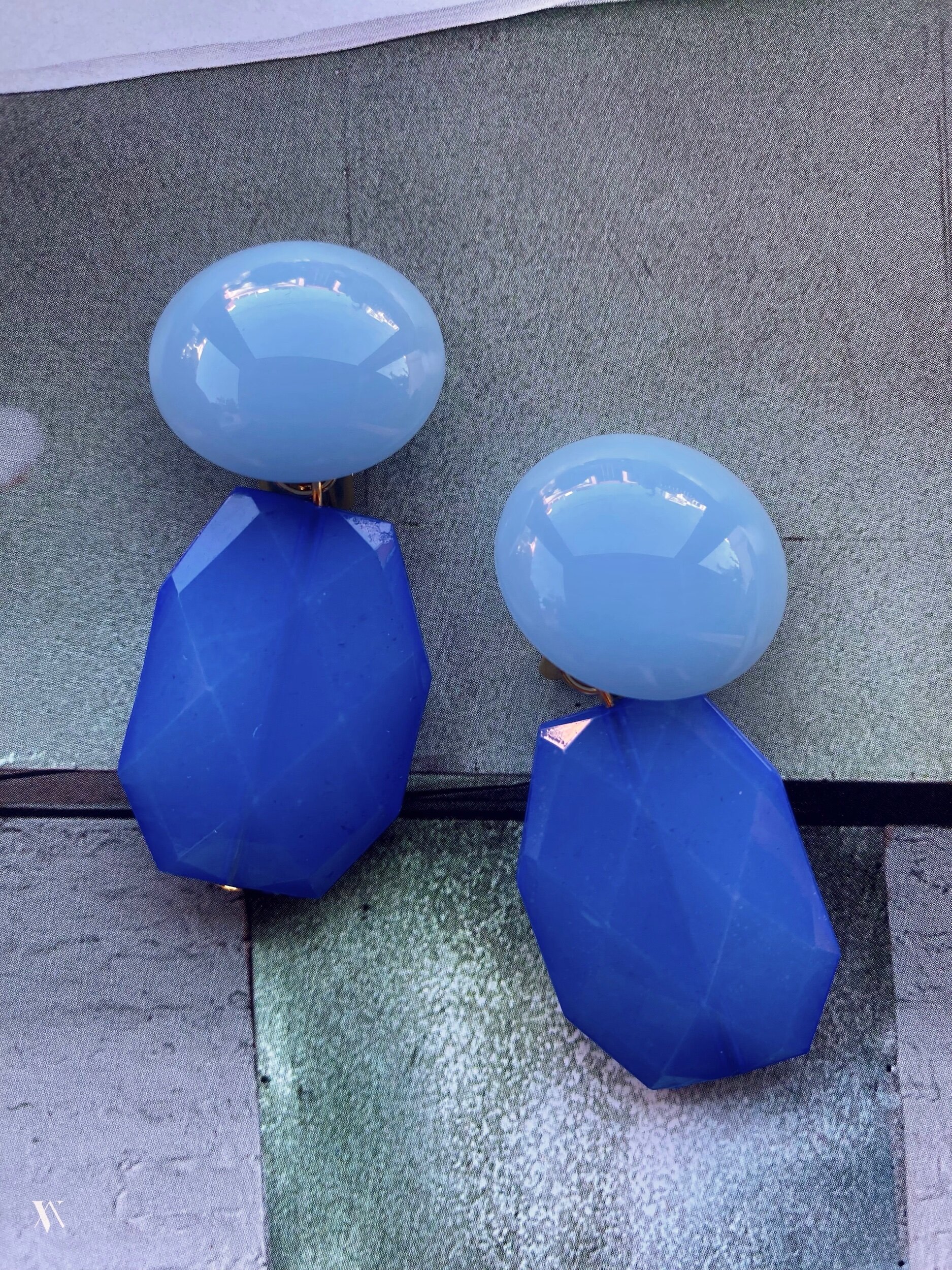 5B0AAE76-E21C-4EEE-B77B-A7D7539243FB