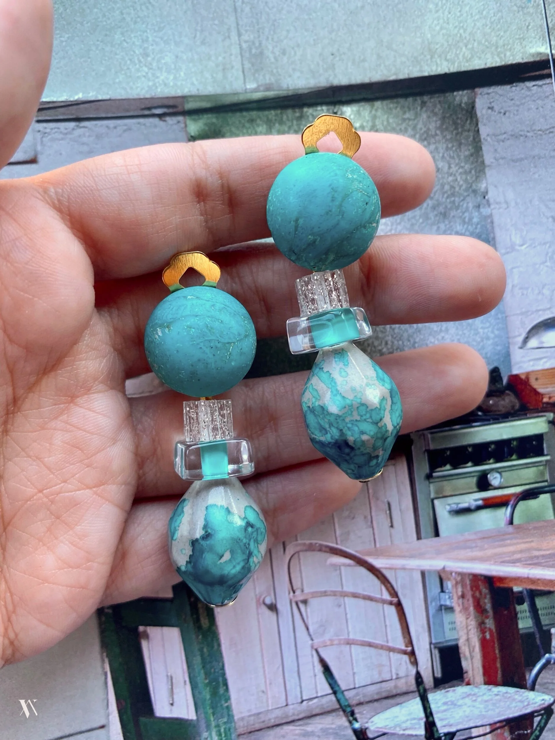 B396FE07-5A1B-4A1A-951F-F587583897DB