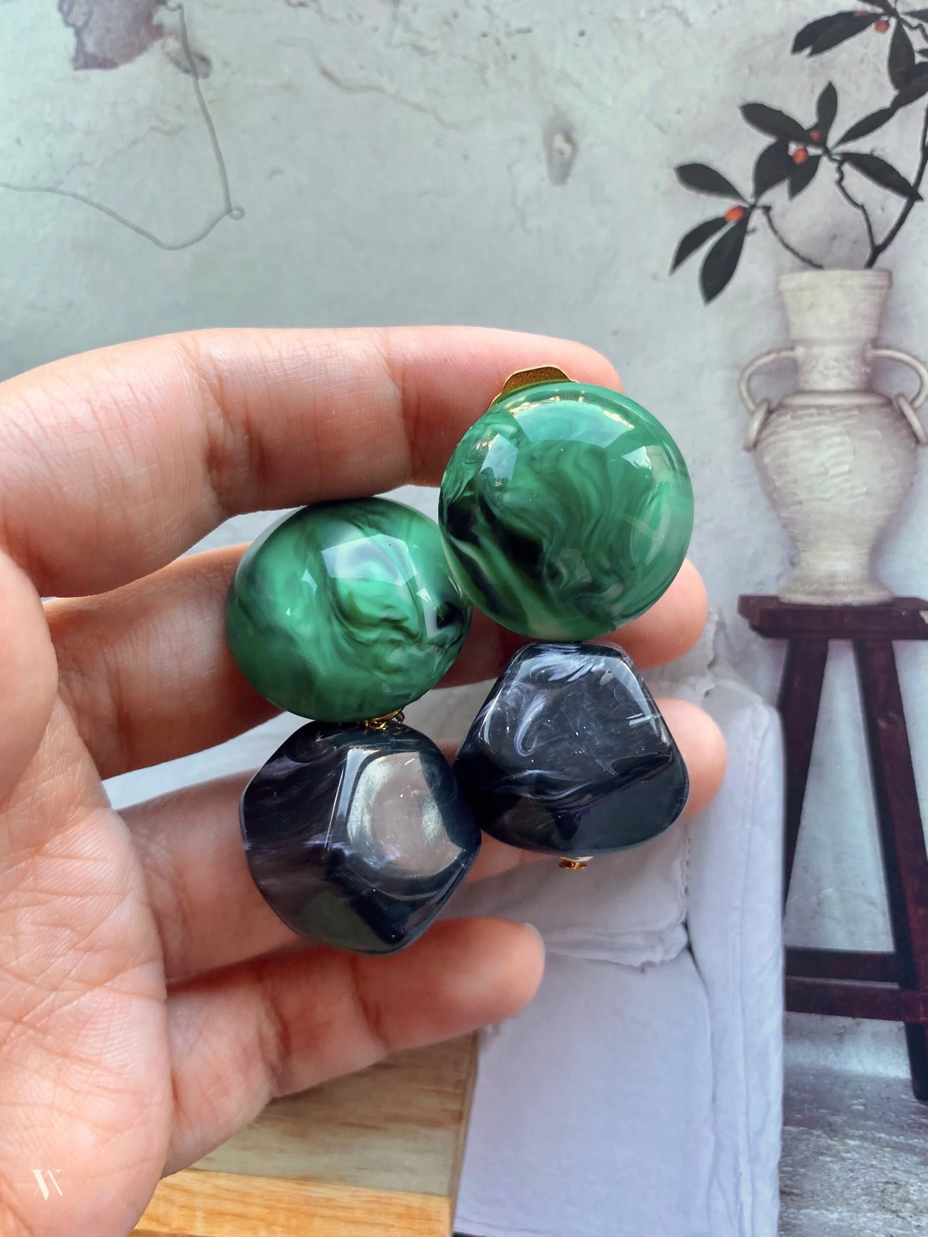 477349B4-69EF-43C4-8EAA-3CFB09021008