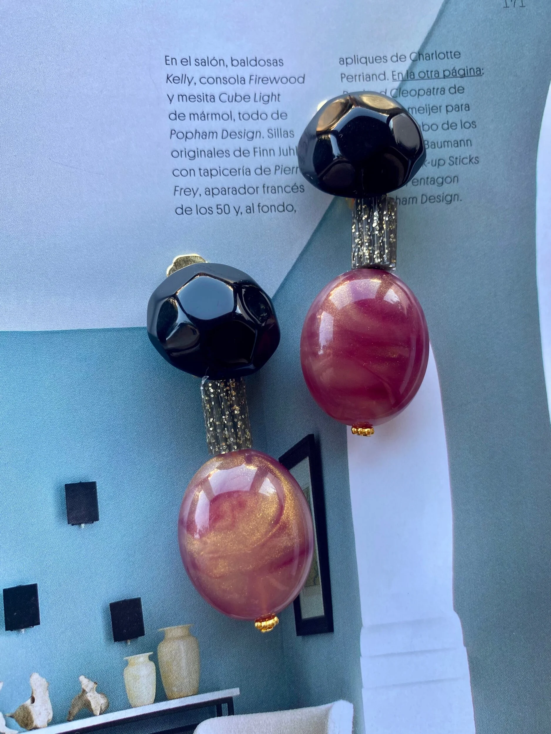 AAE198AF-1B37-476D-9AC7-306C4D86EB7B