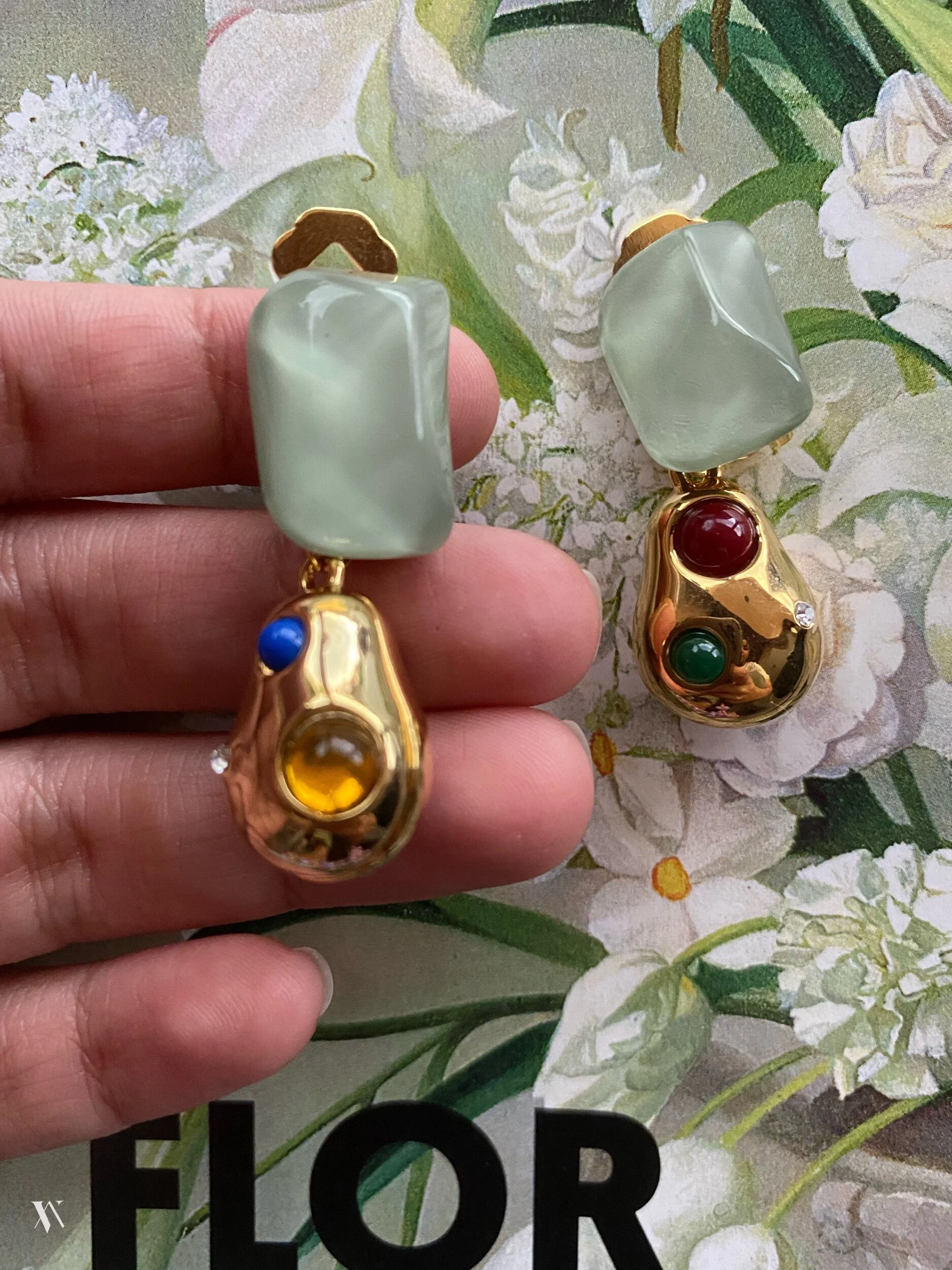 F64E0885-5D81-4260-A5FD-B3E0921D7867