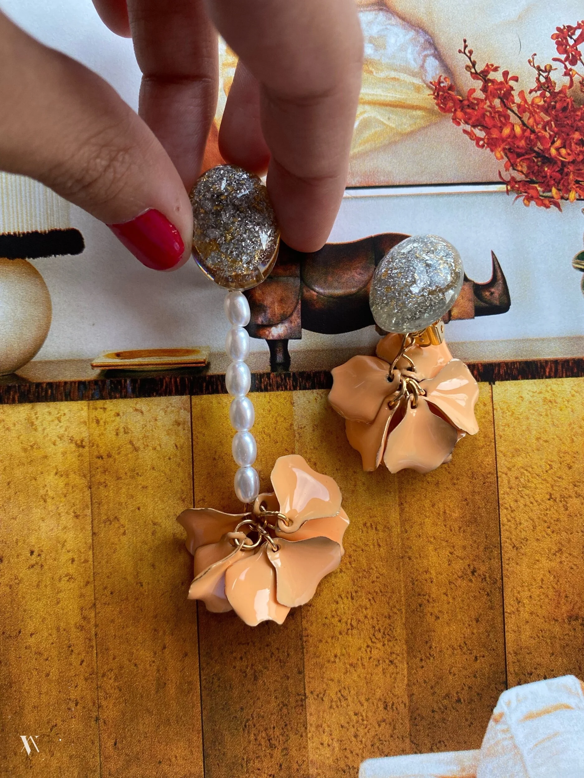 9F0960A5-9BA6-498B-AB46-8ADC5B66059A