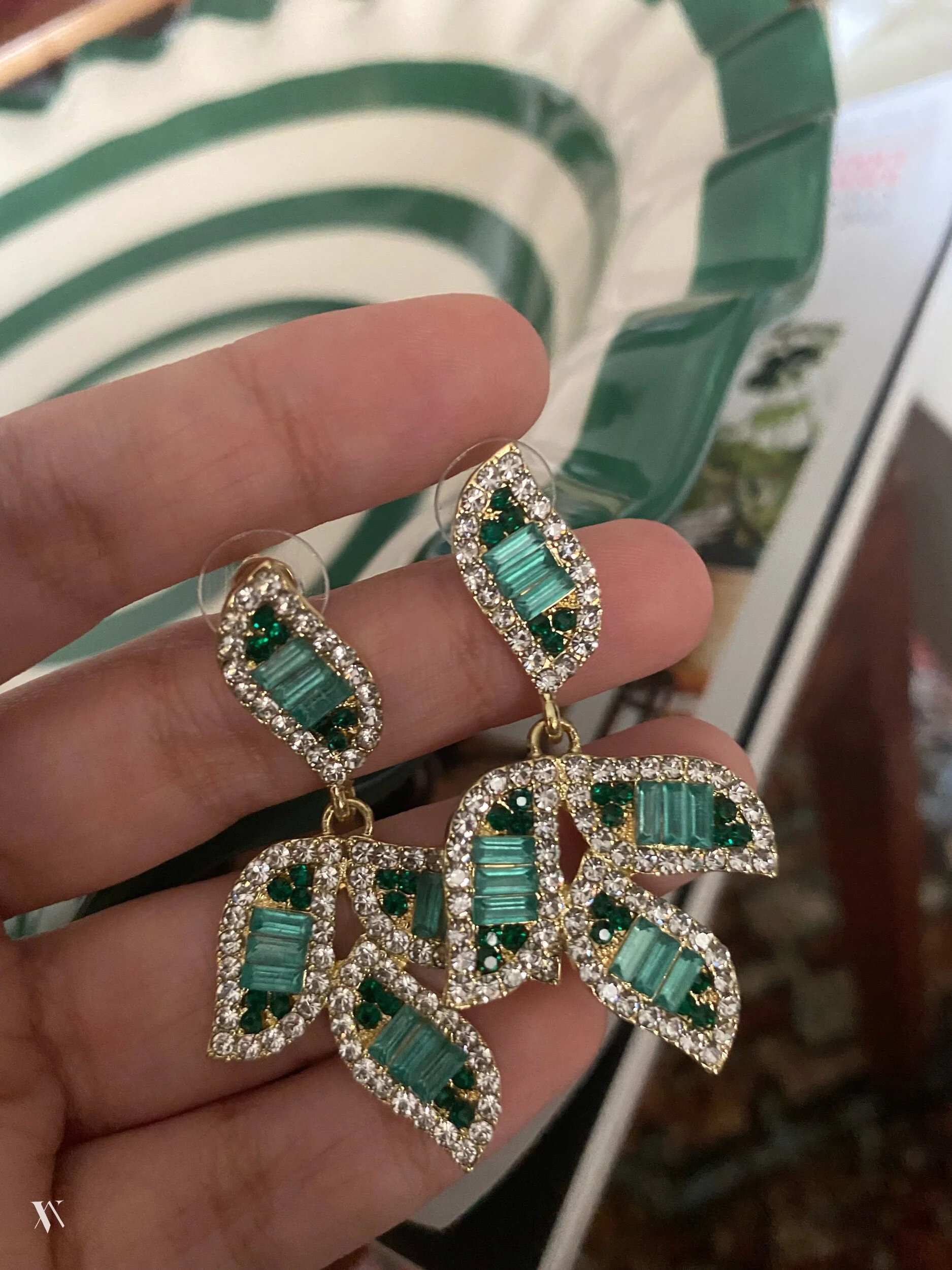 F41965BF-3126-4419-9582-6F14F50ECF8F