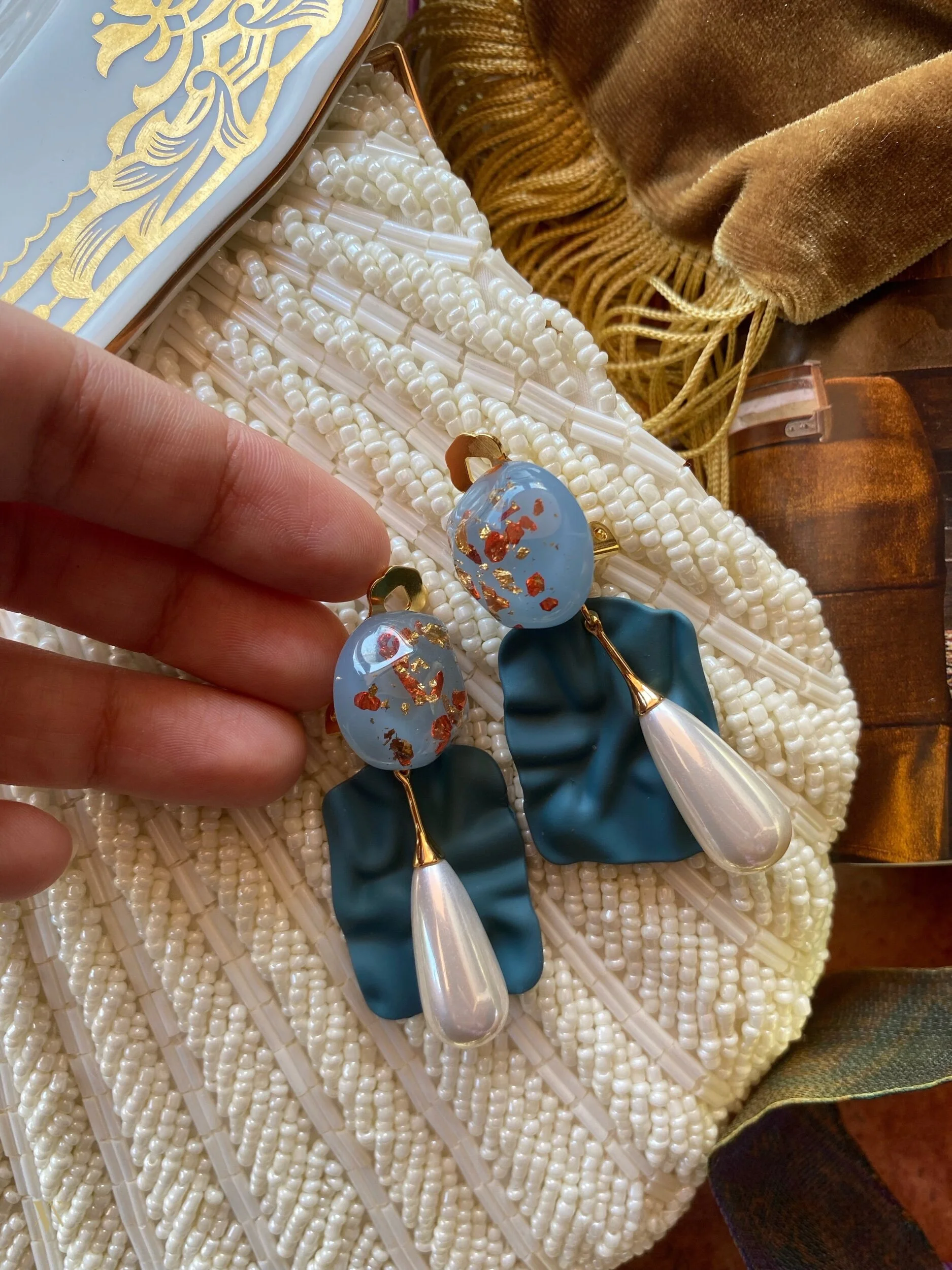 559480EE-9DA7-46E9-B90F-8246977C8D7D