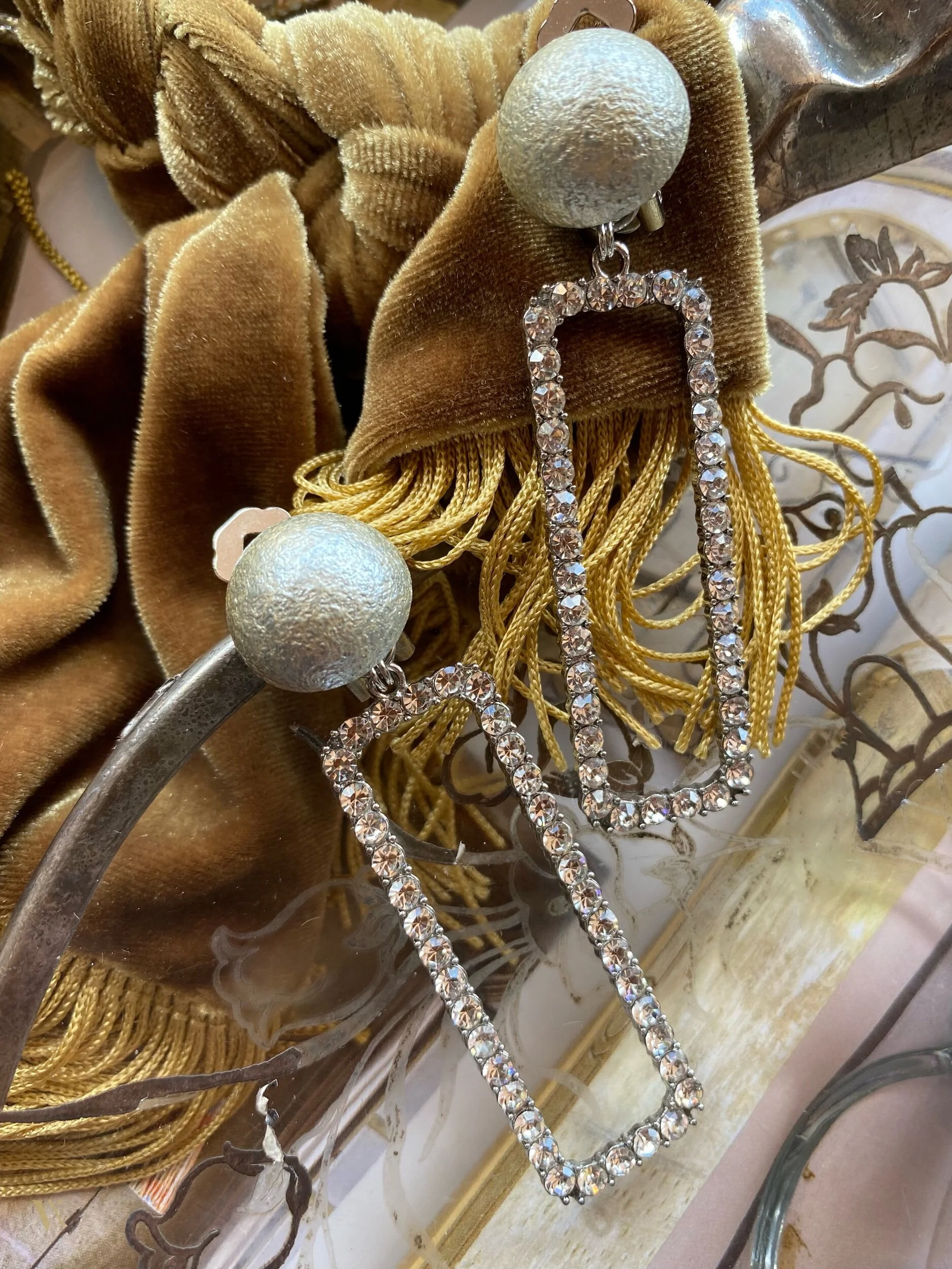 936D8308-D63F-40EA-9338-BFC571DD2D5E