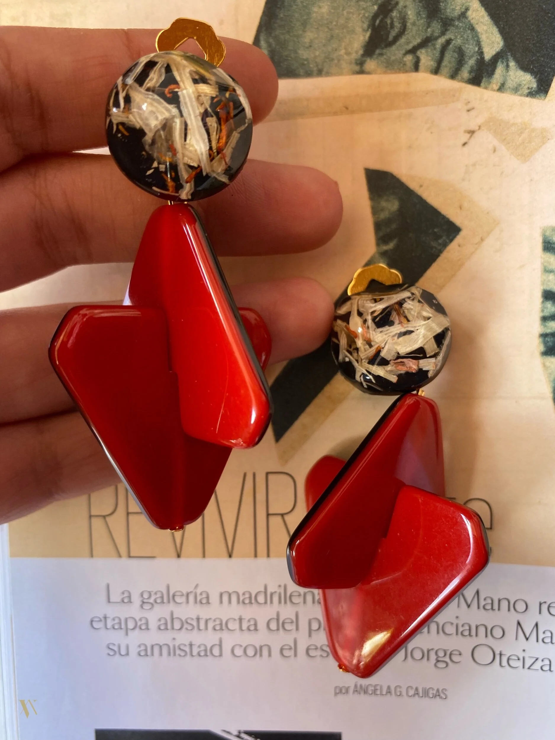 81A835A2-BB41-4317-AB39-40BCF449B902