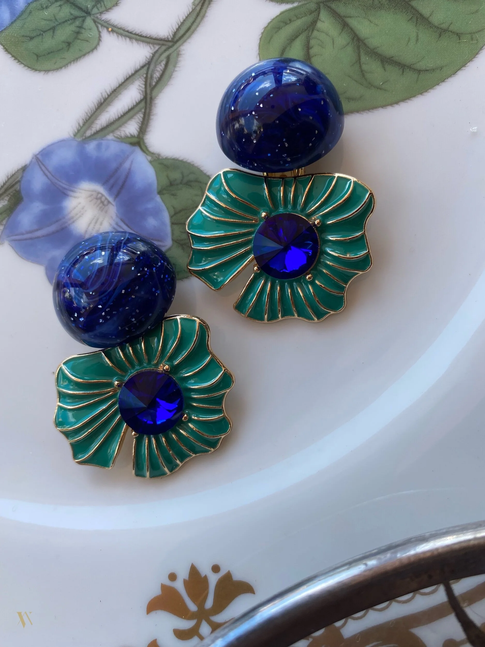 25A0A0F9-31CC-4B5B-9C0F-3D142F9FCEF0