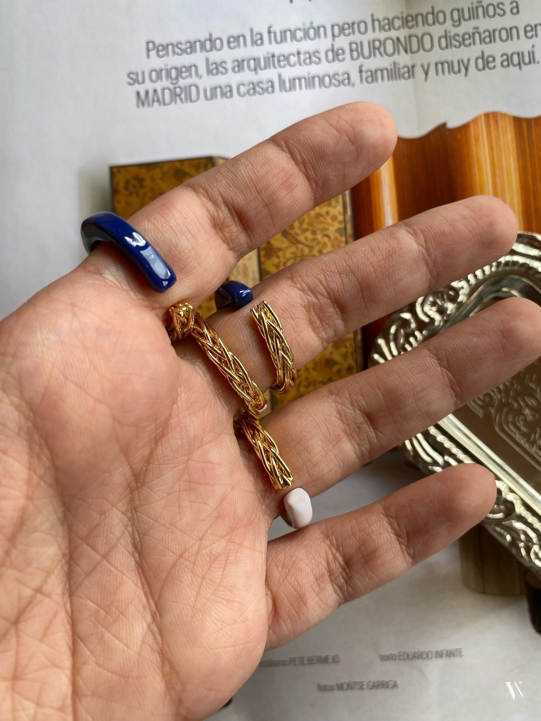 D4E076E2-86B2-46EB-B3EB-EBFC47867D05