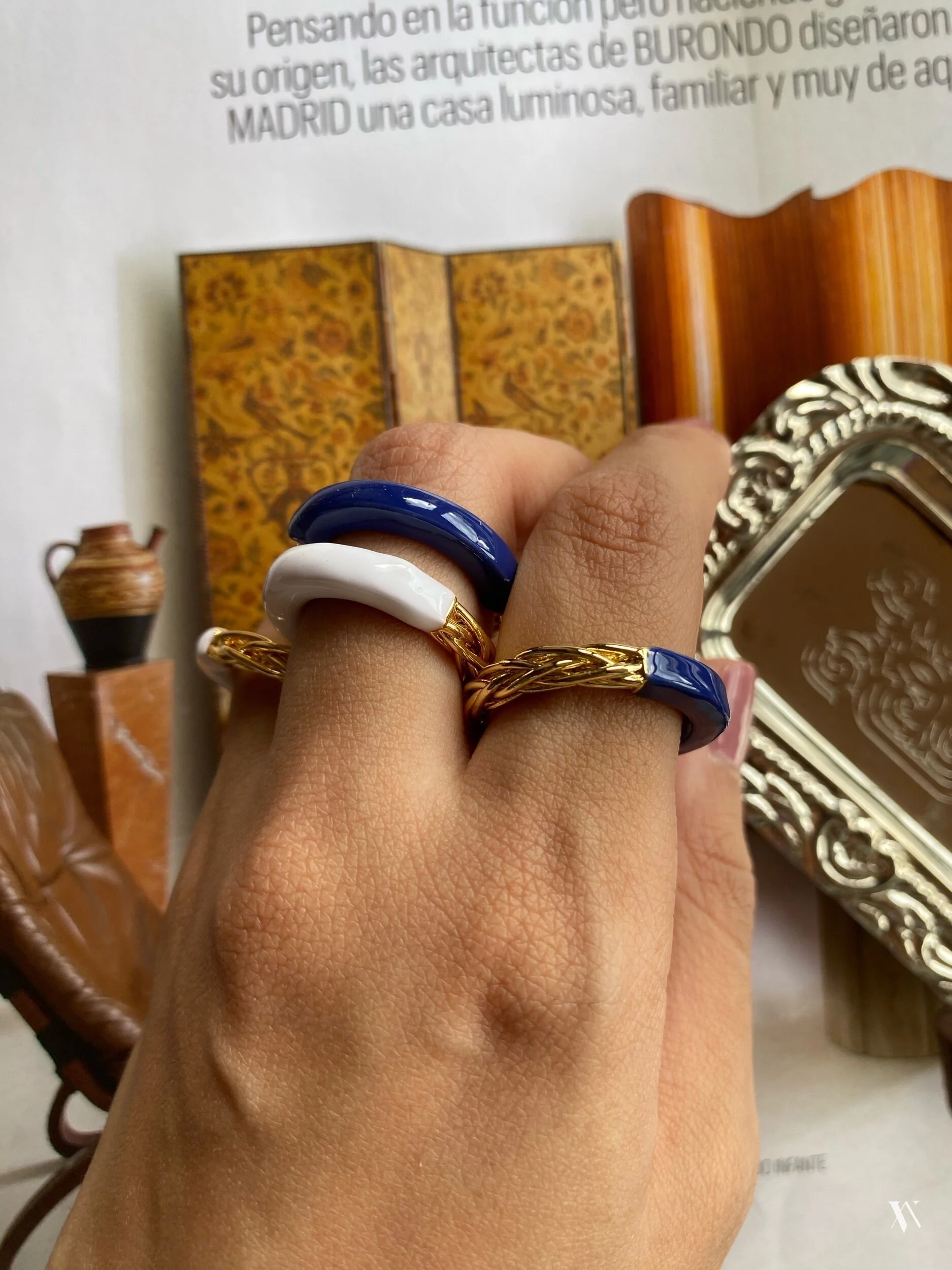 B74BA3B0-44E8-414D-8879-3D8A8FE5BC09