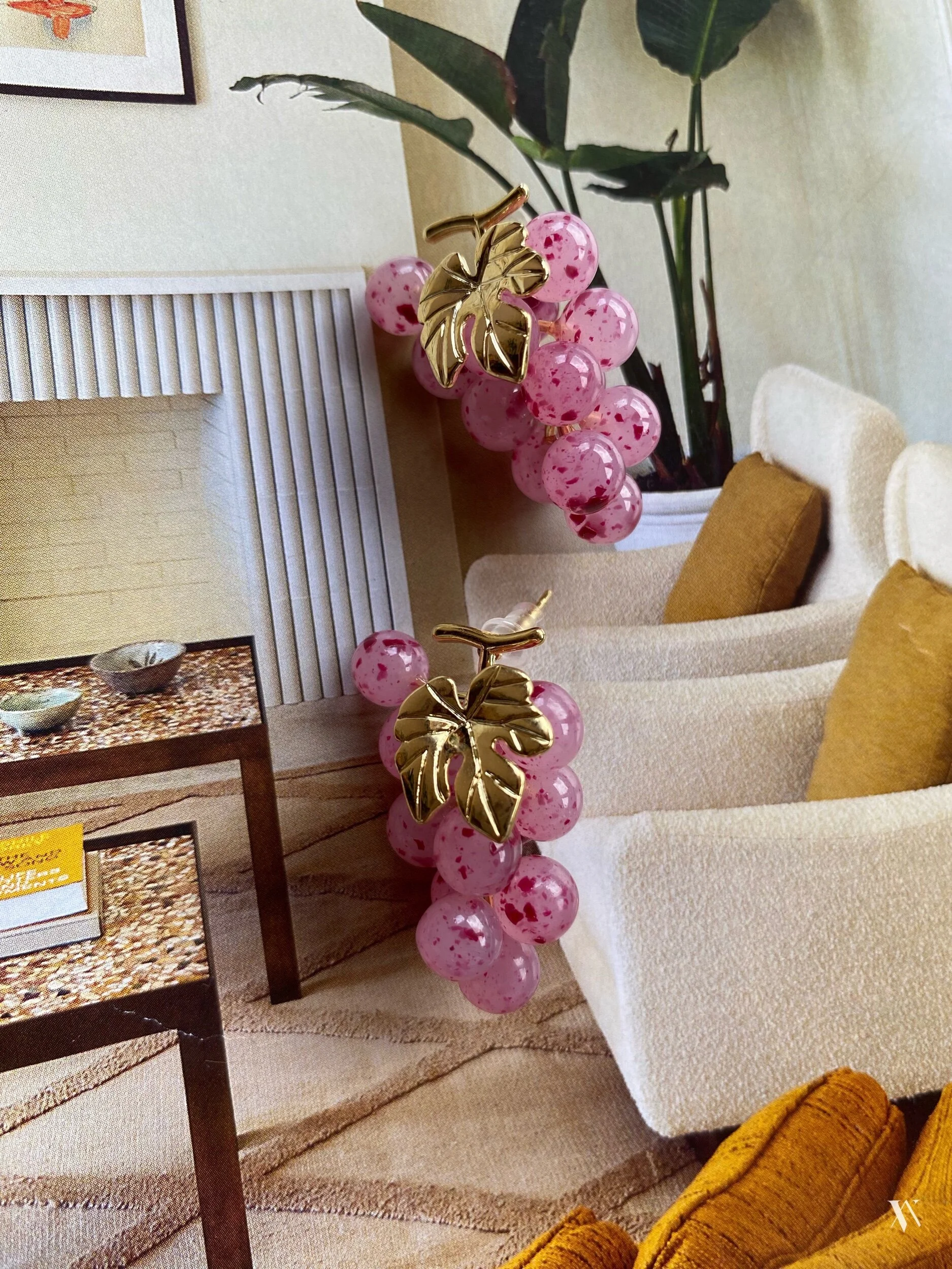 8075E7F9-388A-40A7-AB30-0BA7EFA76C6C