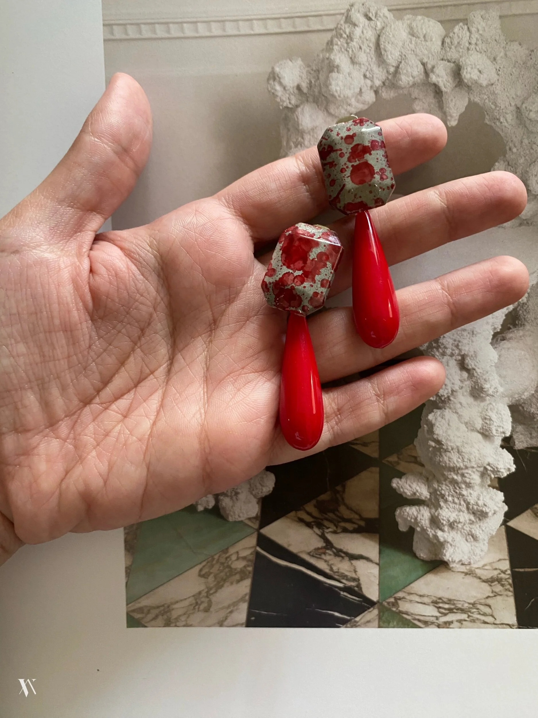 3A38D04F-FC5C-4069-9282-0326A89CA7B3