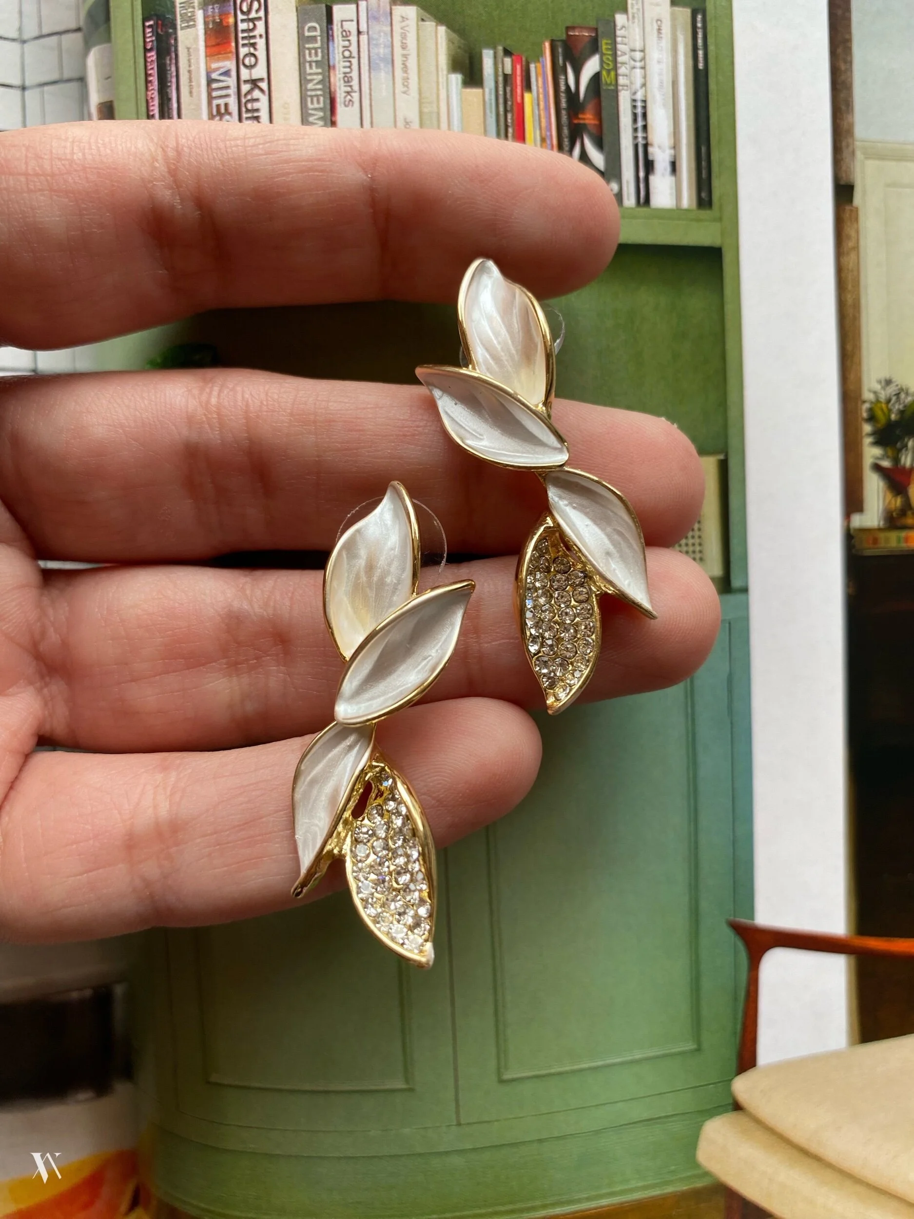 D7A31CA0-D505-4AB2-B40A-7216B2D8B2EB