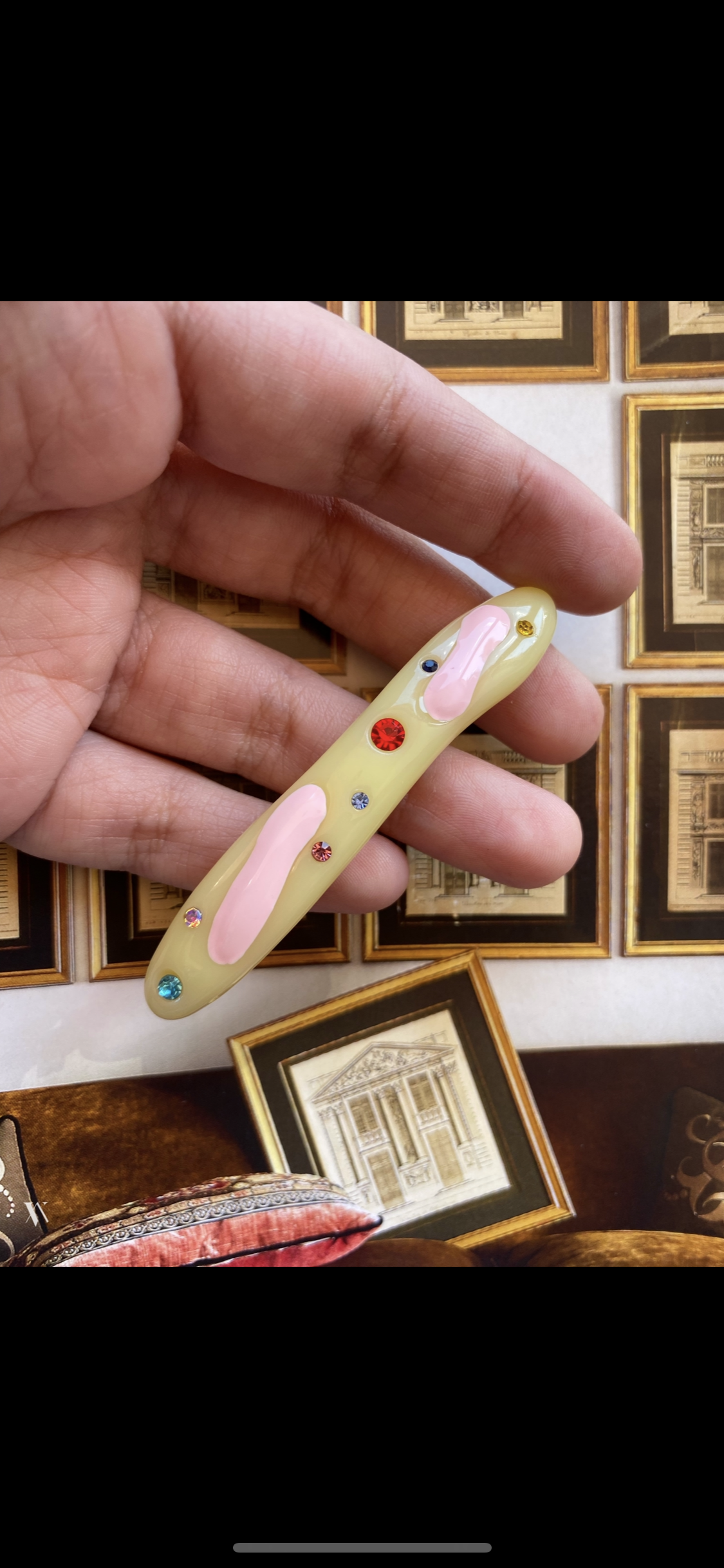 4307CE7B-138E-4D26-A63D-9F6418E1926B