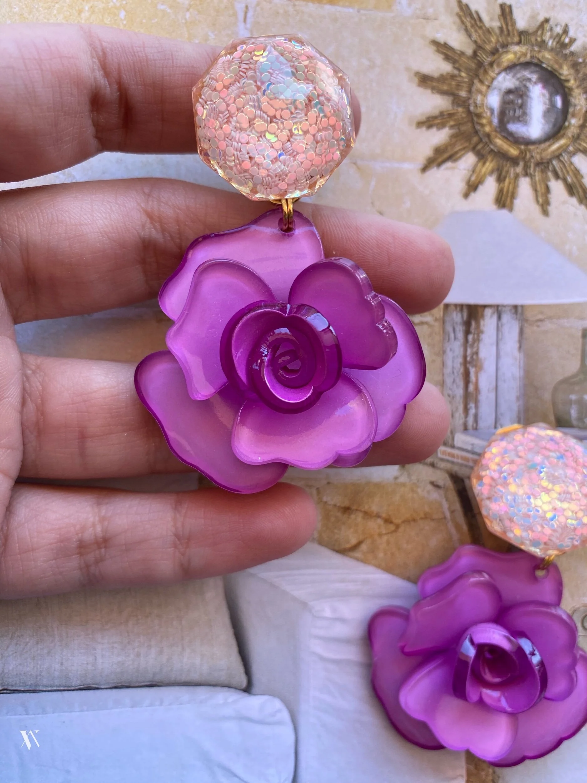 D5F37726-32C9-4786-BBC2-6738A01DBC40