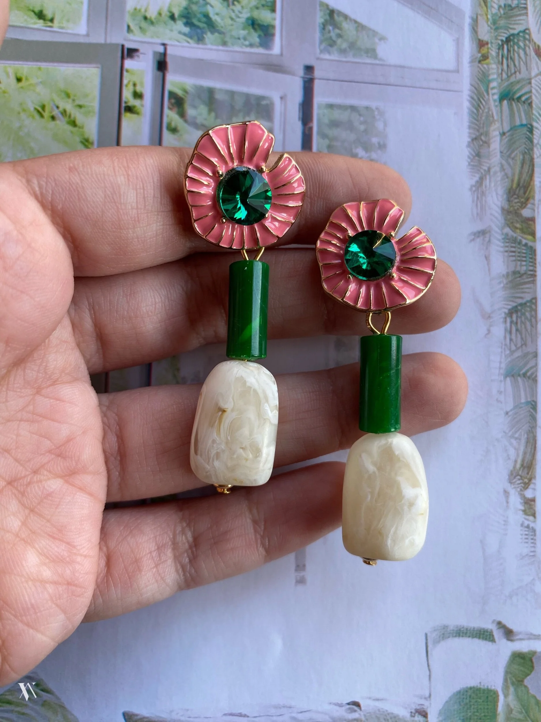 F77A9900-39E8-478F-8960-F83F0913B3F9