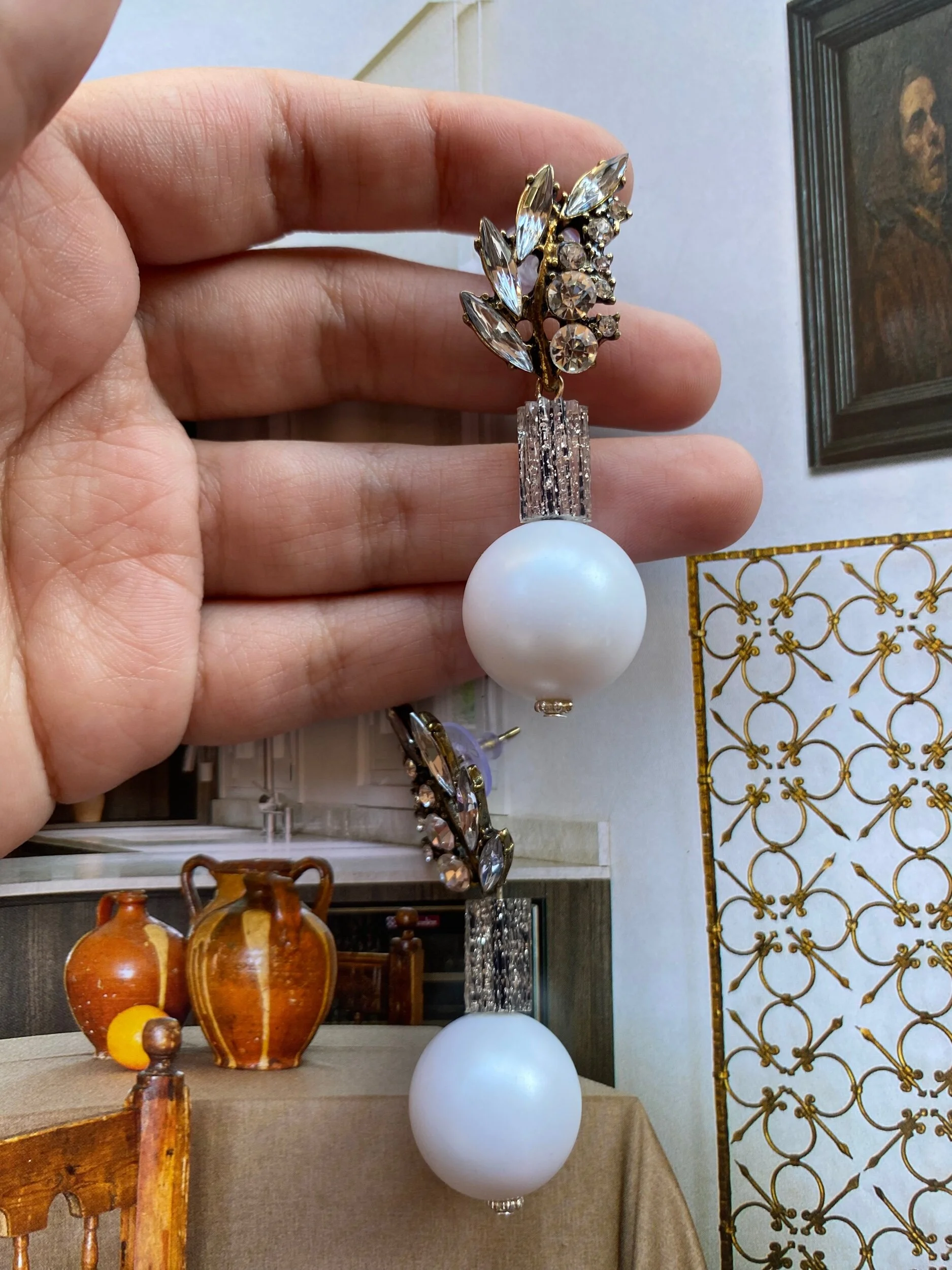 51CC3F1E-4300-43C7-BDB6-52B8E7727B67