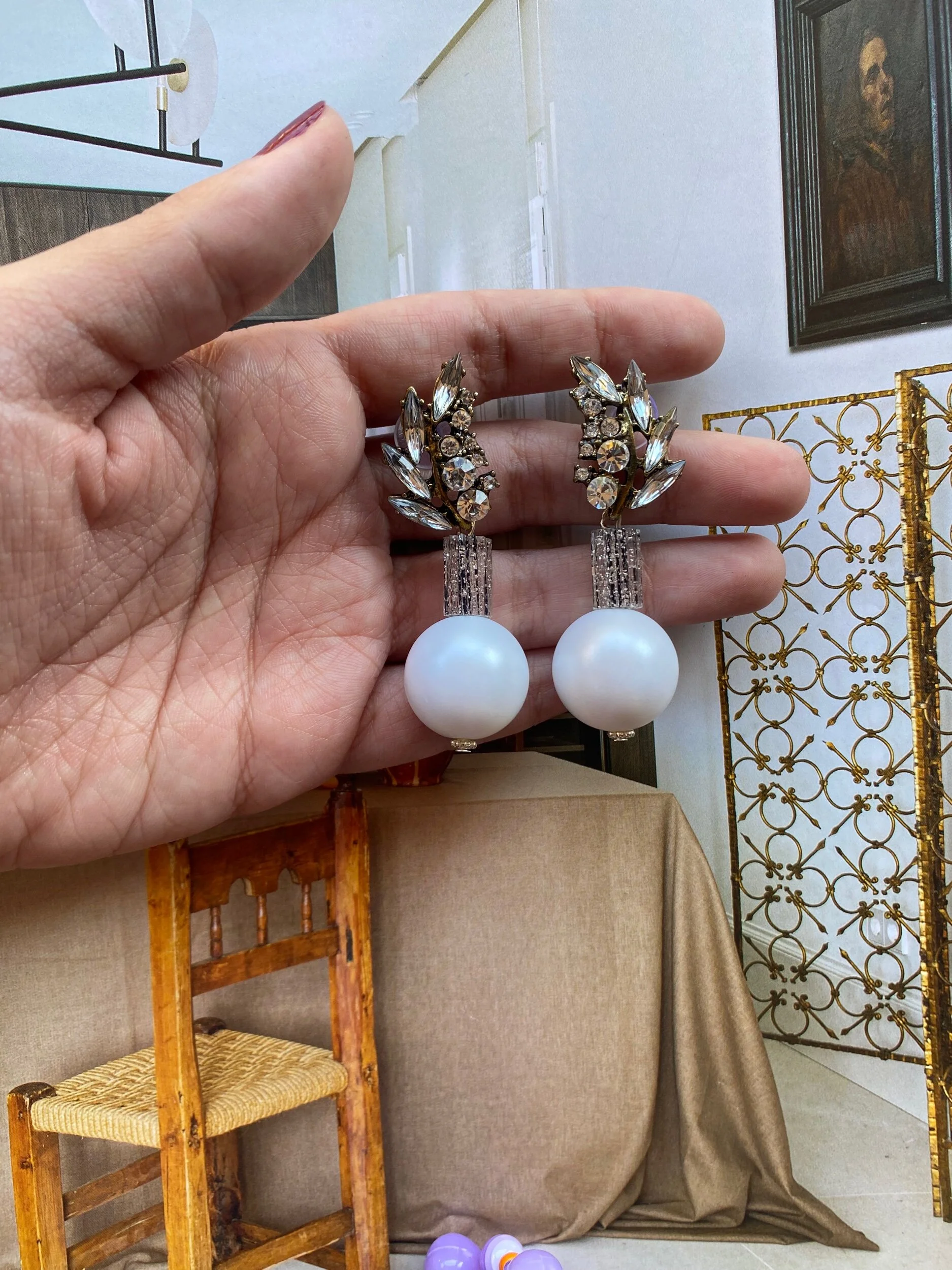 E719BEAD-133E-426A-8E7F-E672E1BFA903