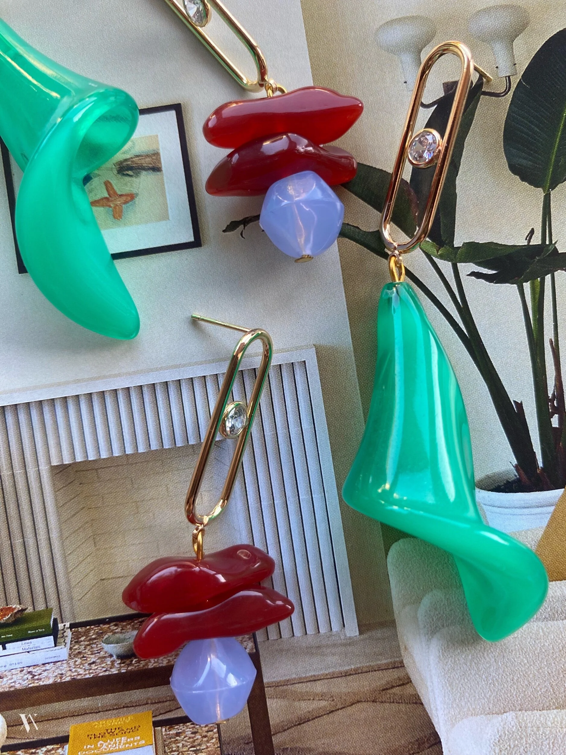 D1BBFC4E-7E26-4C55-8350-AA961342650C