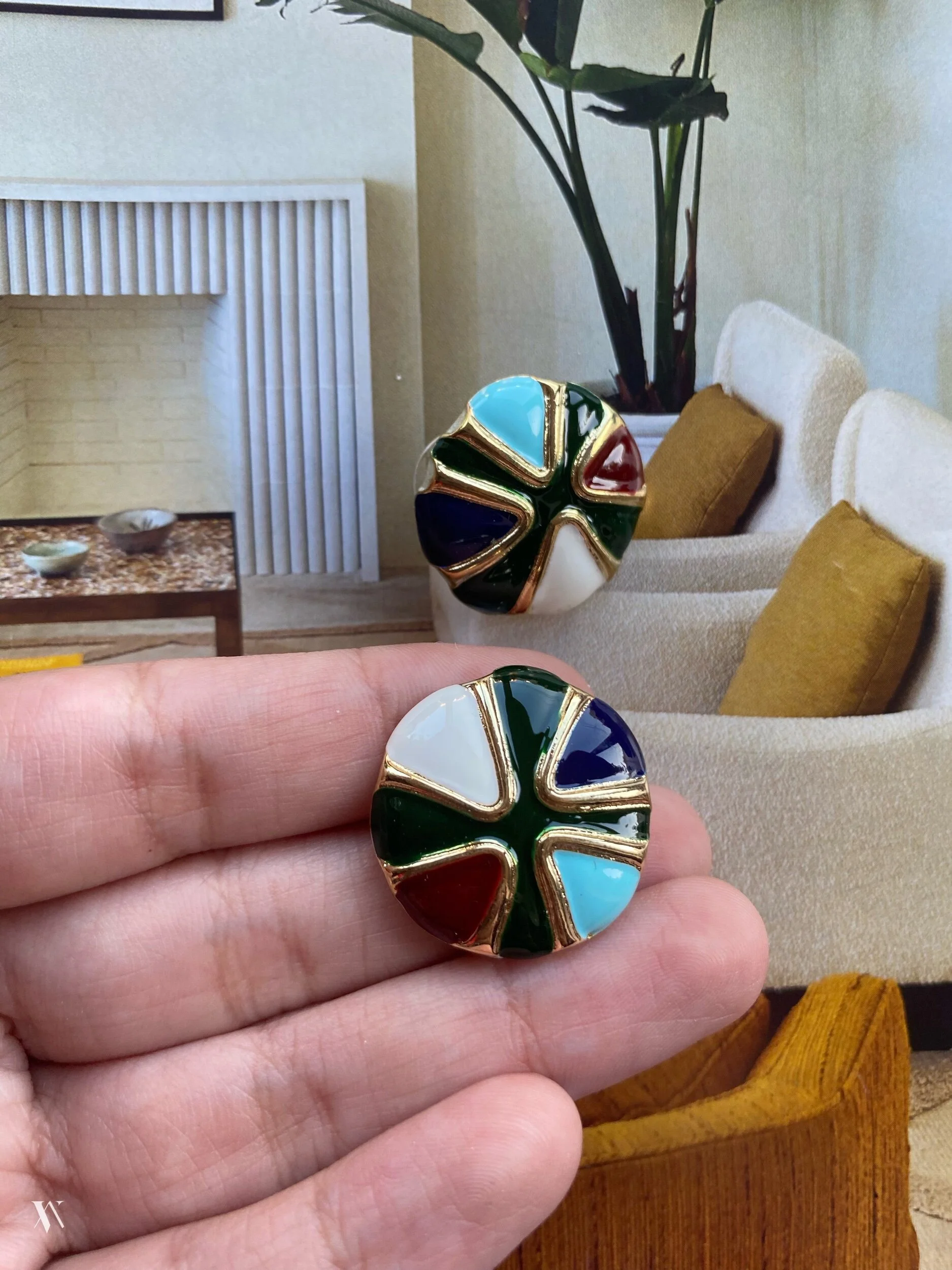 108CF653-3926-49C5-9CF5-71AC3A7A2020