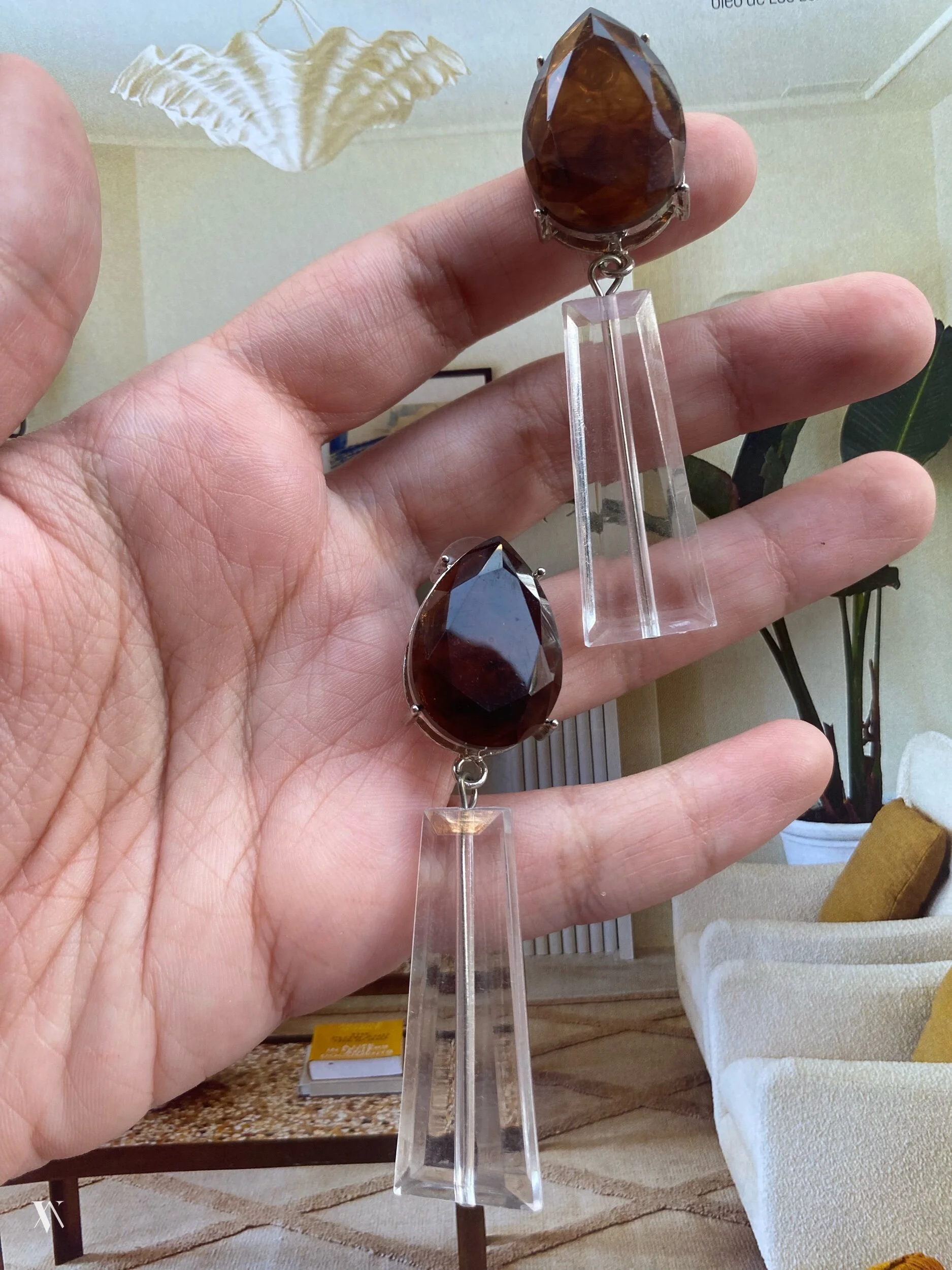 838EB2CD-F5BA-4778-87EE-322021F1E93F