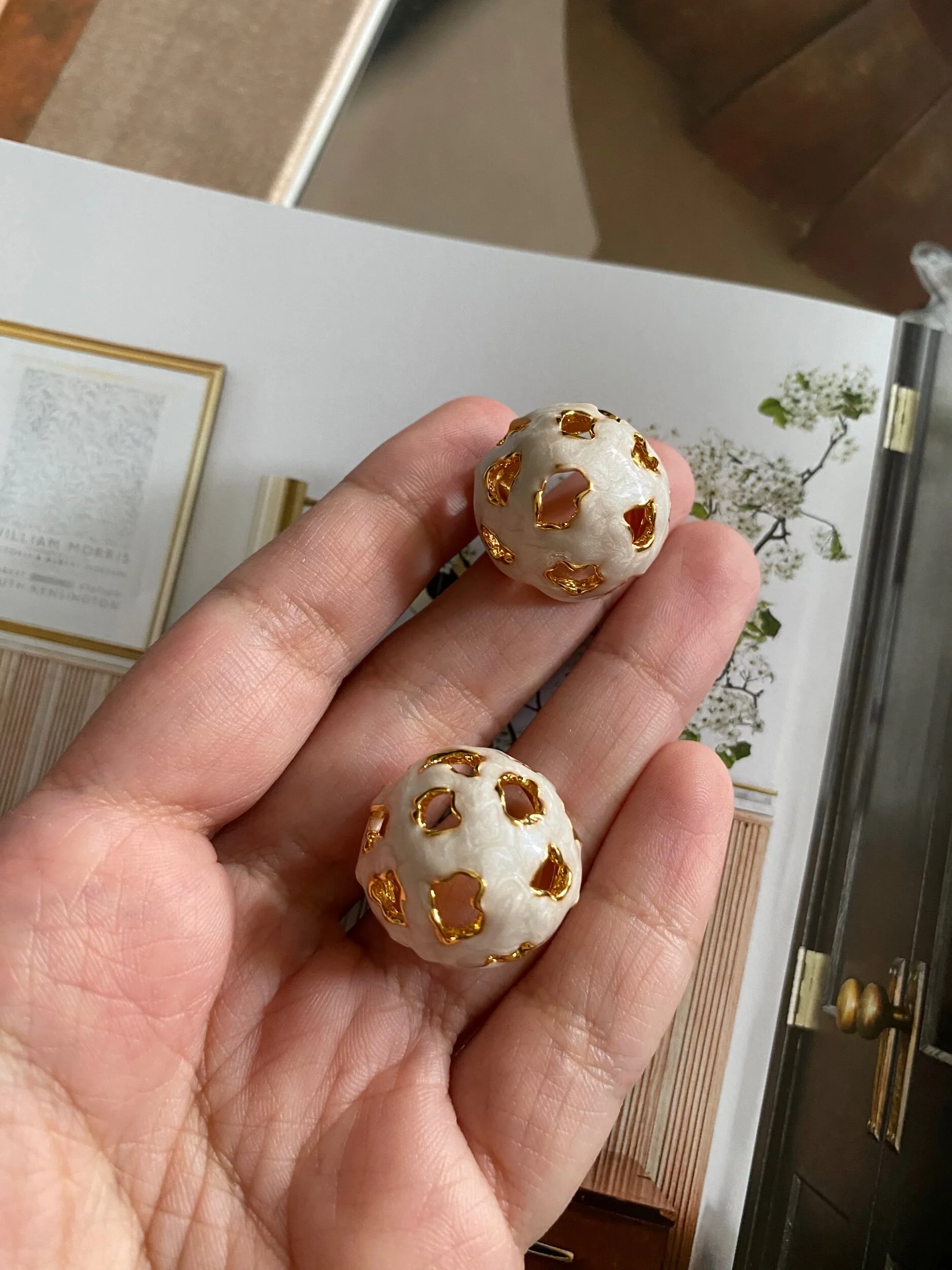 30F91AA6-8AC8-4D97-8A6F-A3C516BF47D9