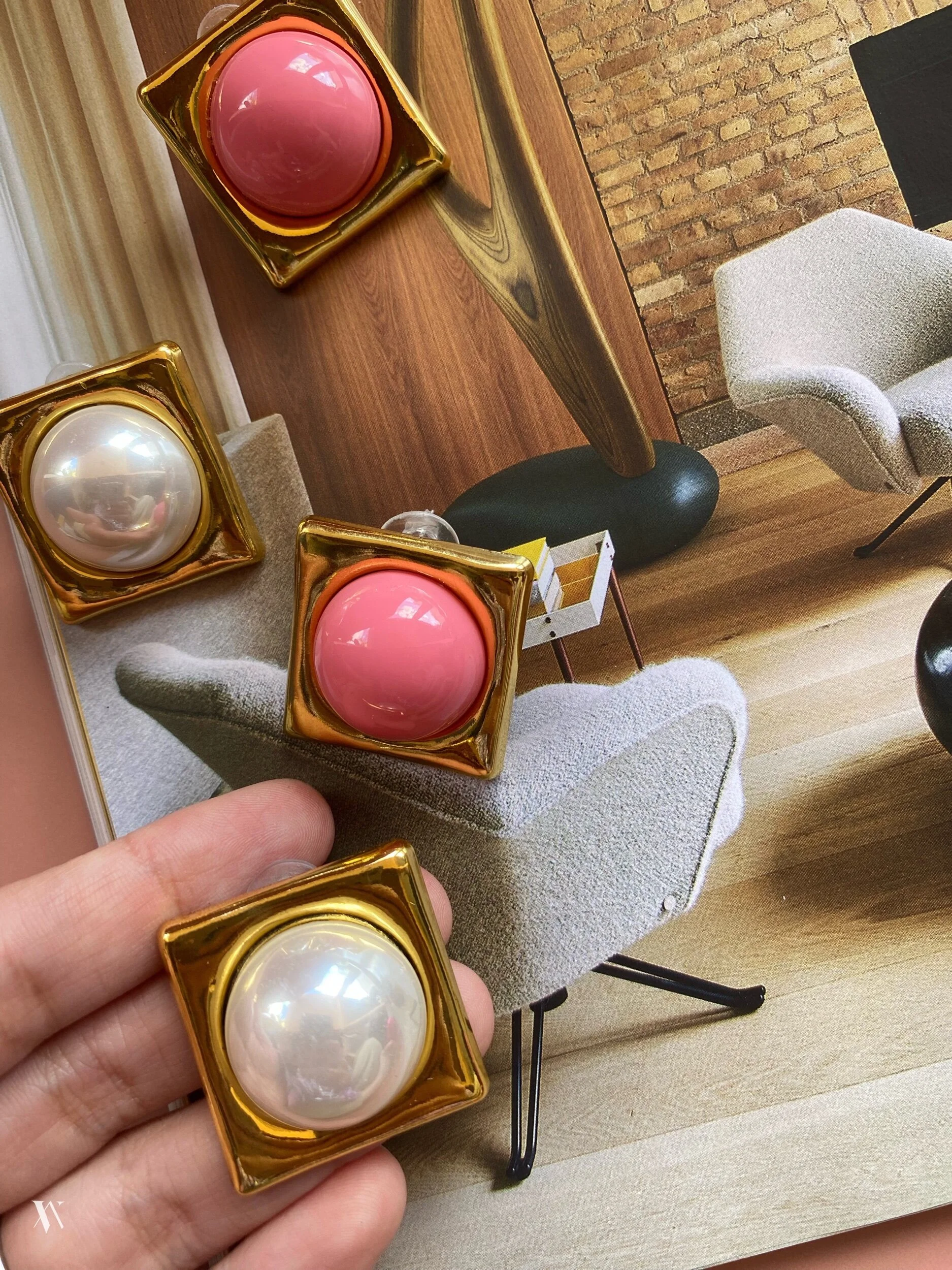 2CD2CCA1-174D-47BF-B836-F390D3D72162