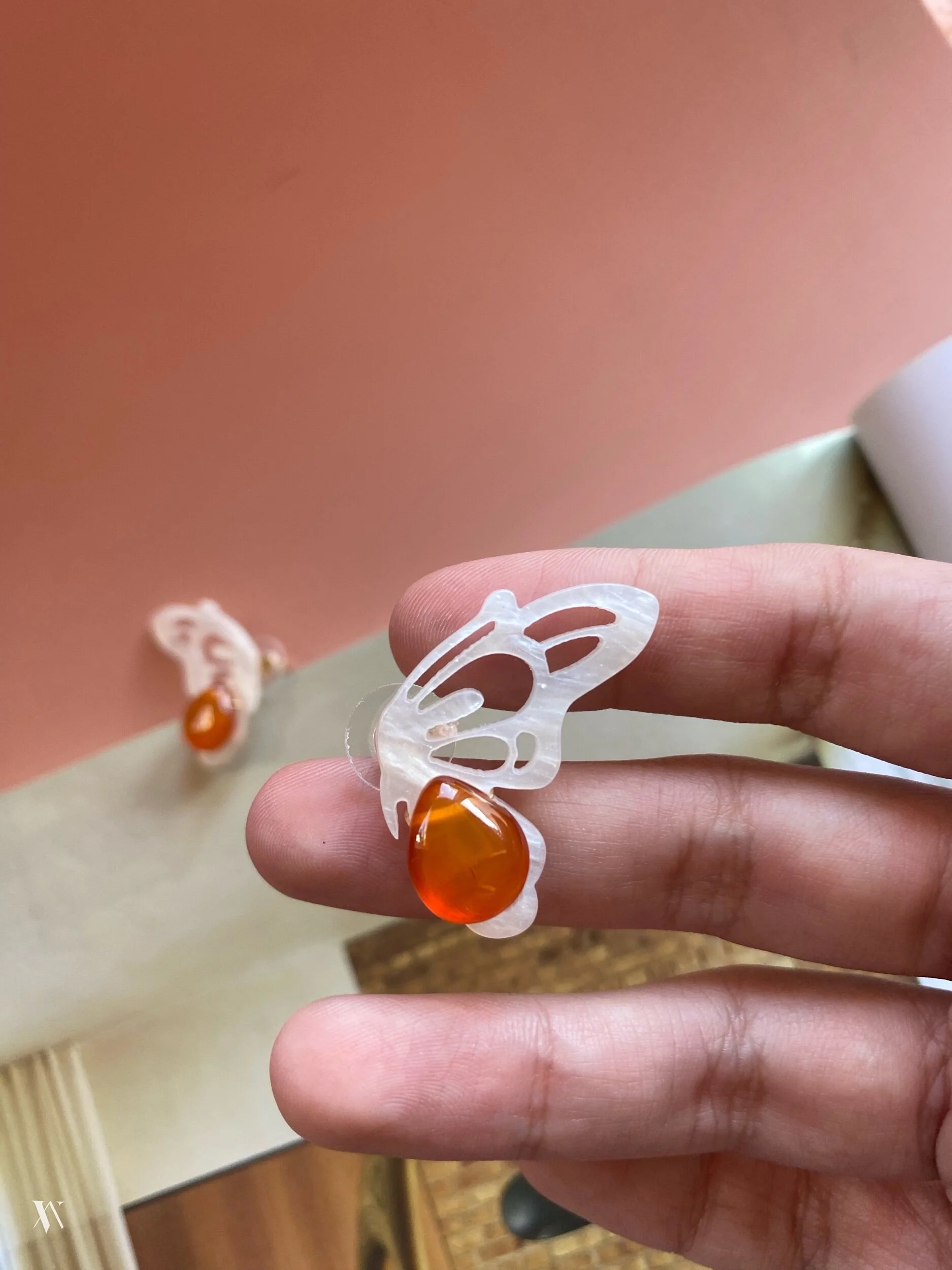 32BD8272-644B-4034-81DF-63436F87DB0E