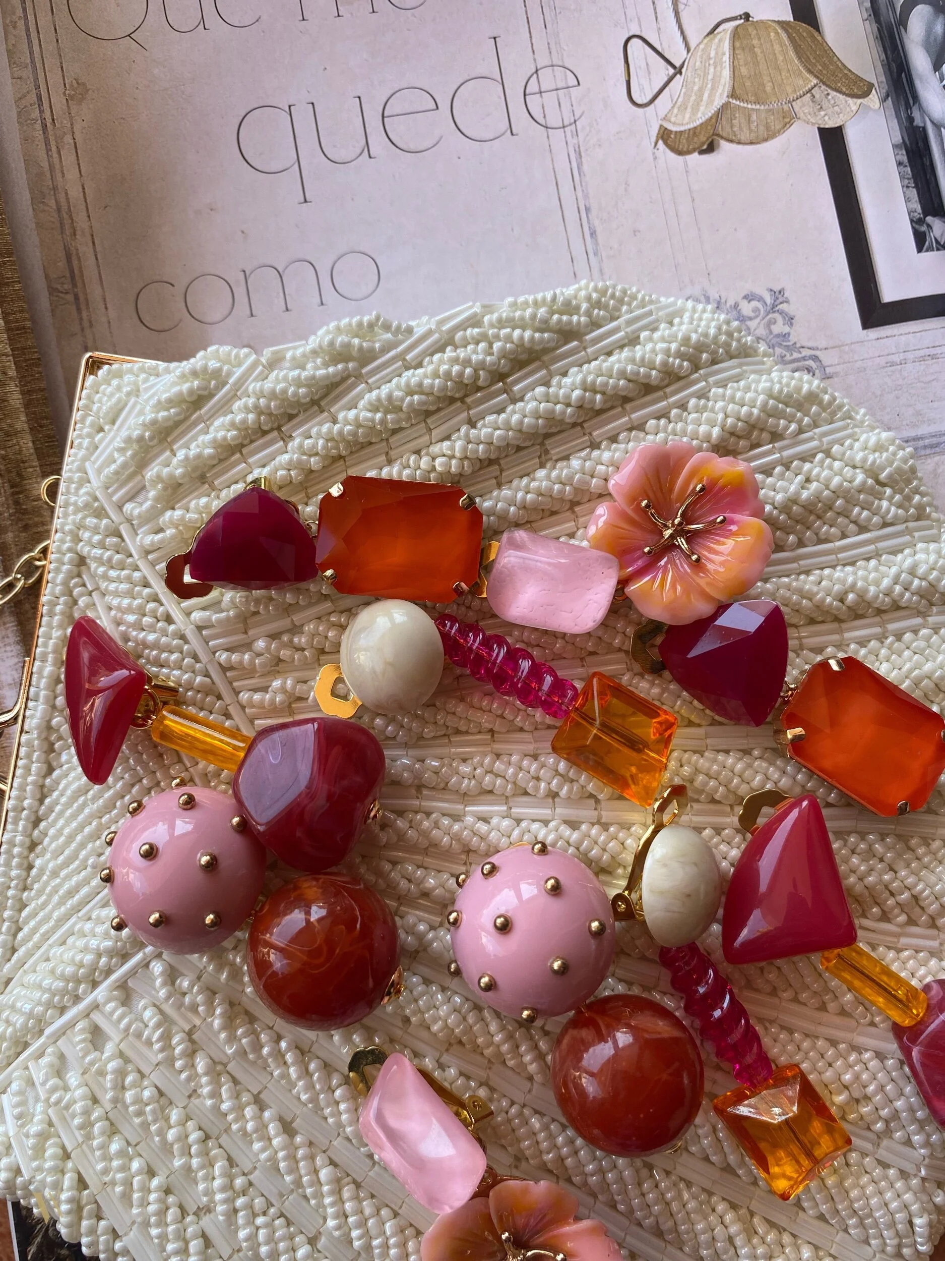 B9904A64-E1A2-46C9-BCC9-358C89EFCB52