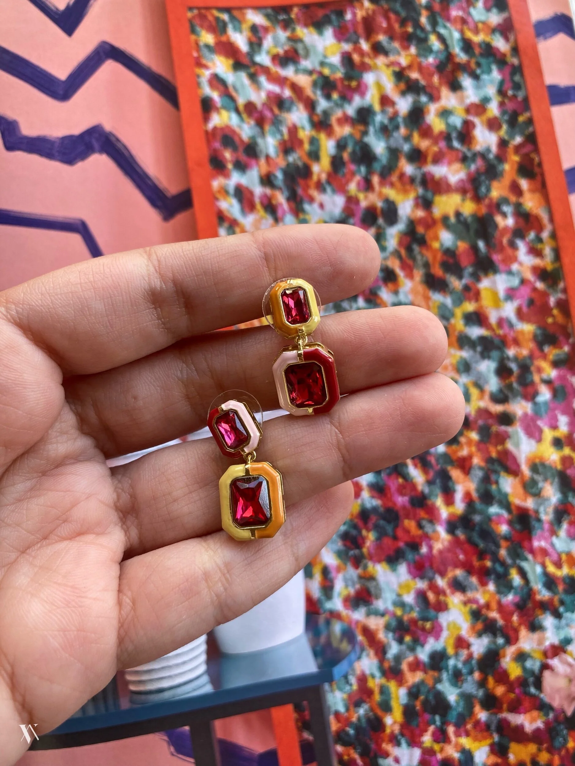 0B54E674-75B3-4013-891A-EE3AA61FF73F