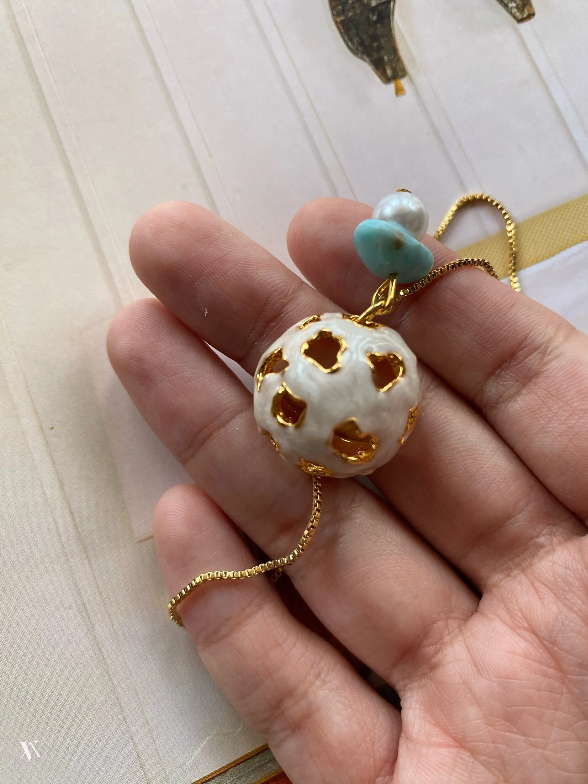 51135464-59AB-4E57-AA42-B602F851A843