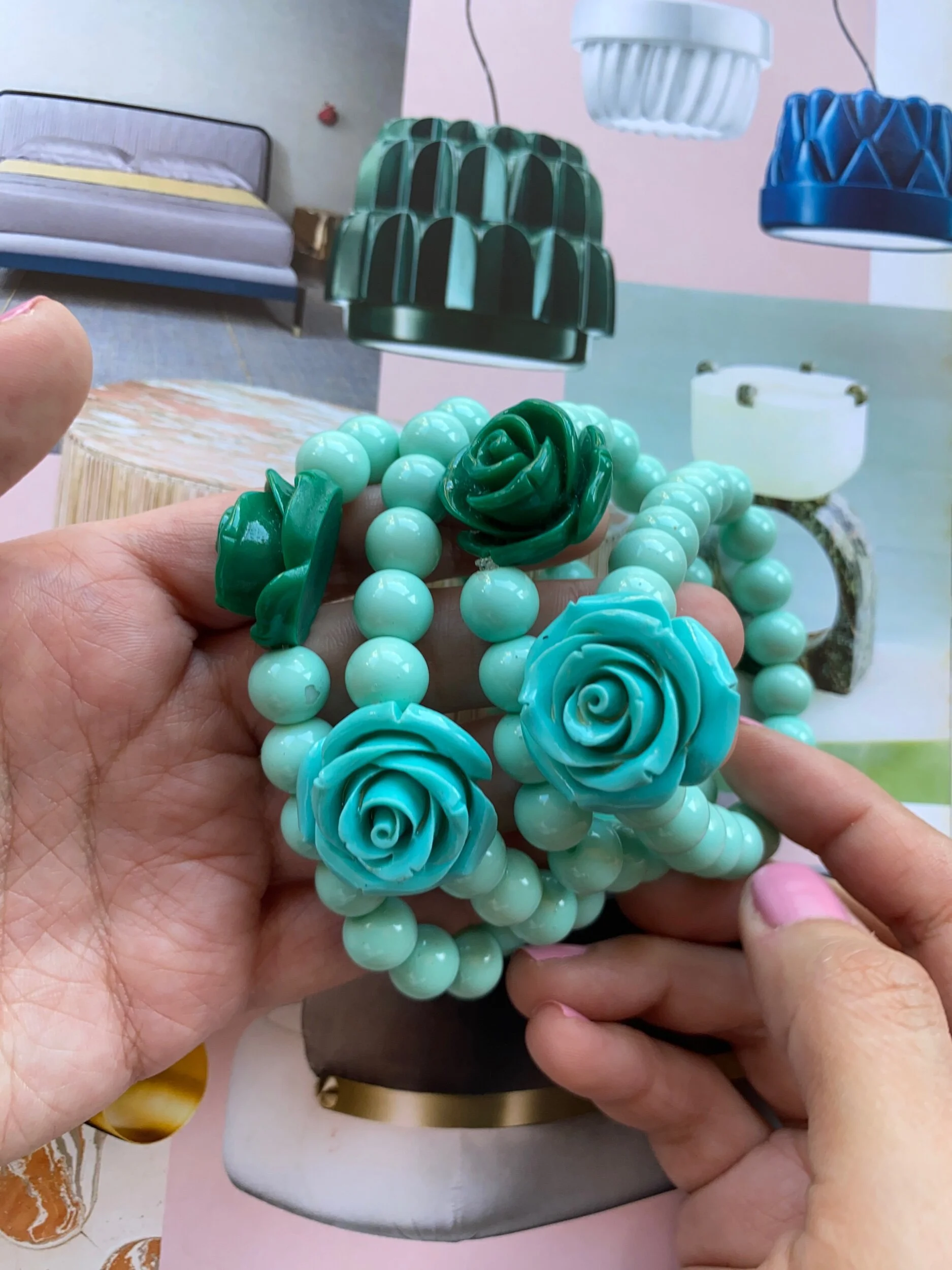 19DF0939-896A-4DE2-B7F8-DFB575AEF60F