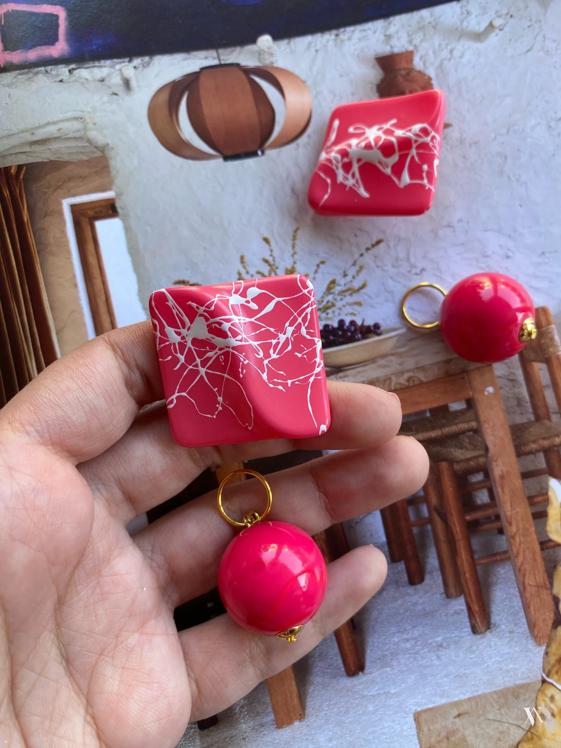 55239972-119E-4DA1-A0BA-8CA1BF33D9BD