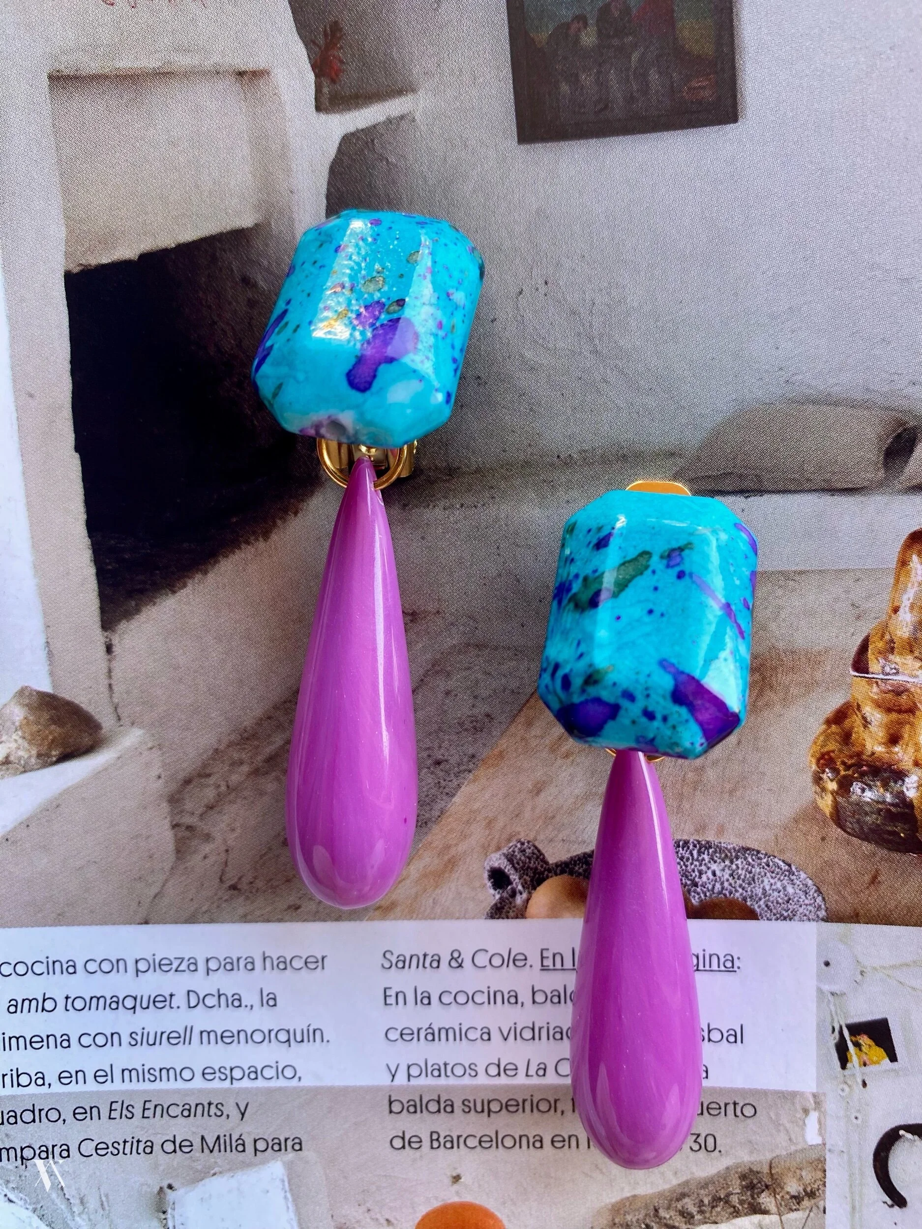 2EAC5A94-C906-466E-A847-94453D896312