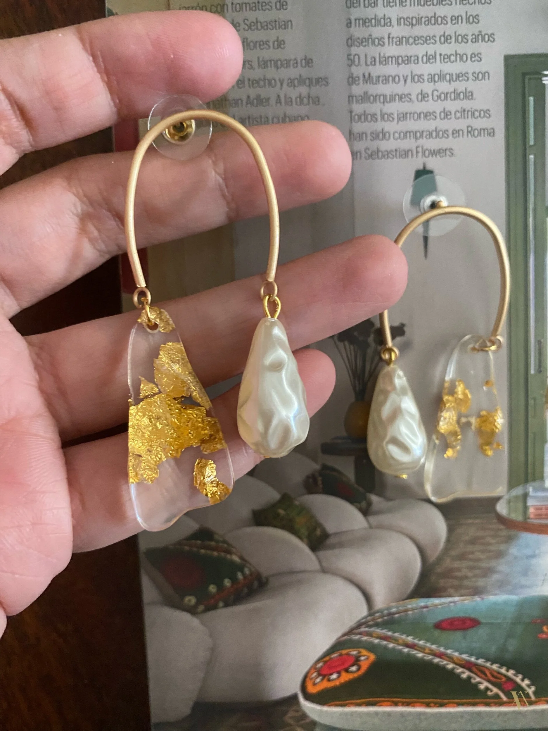 399AA199-F9A5-4DA6-9EF5-412EBCEE302A