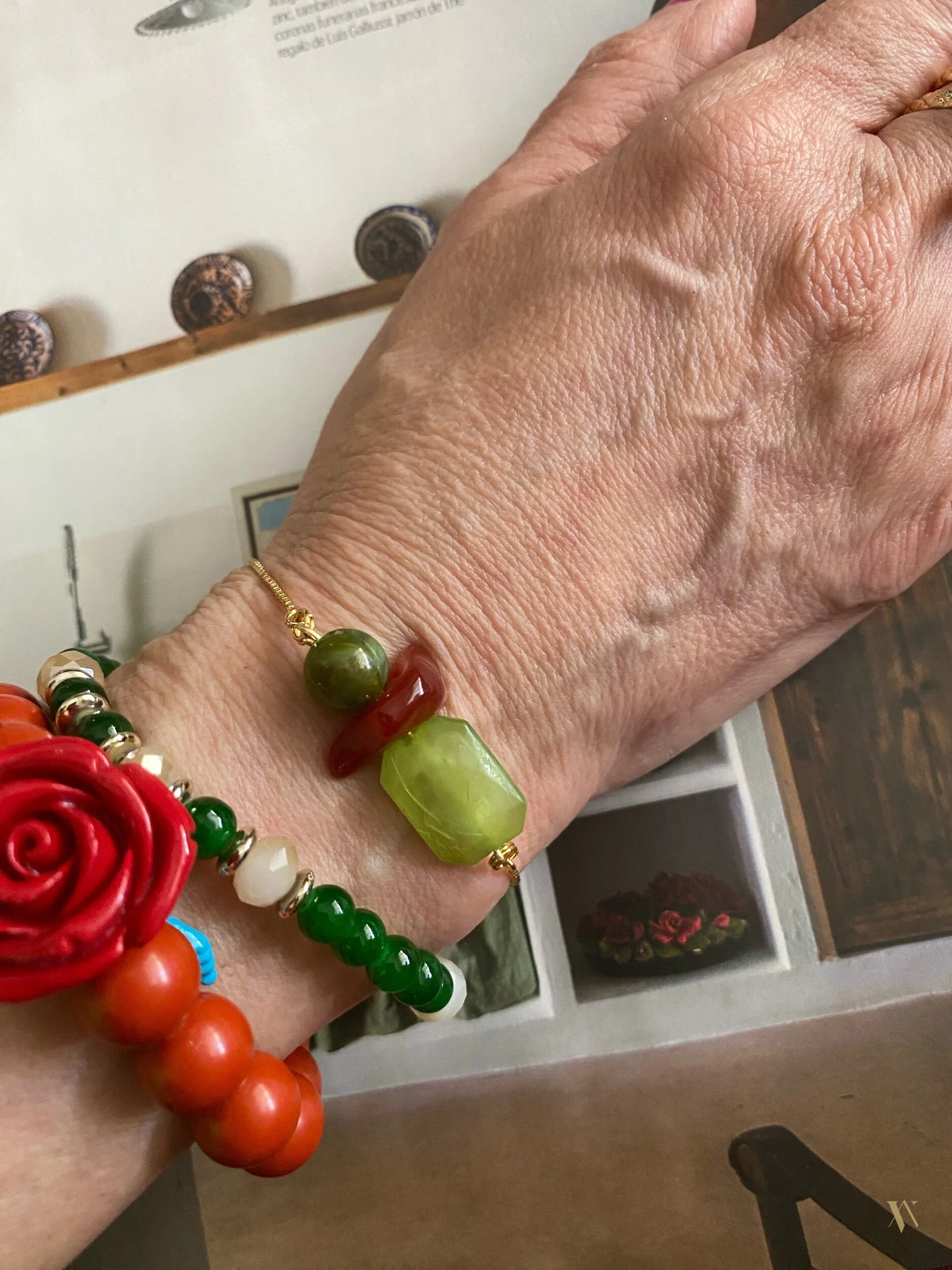 DEC79CE7-B946-4B13-94FA-3226E6BA4BE3