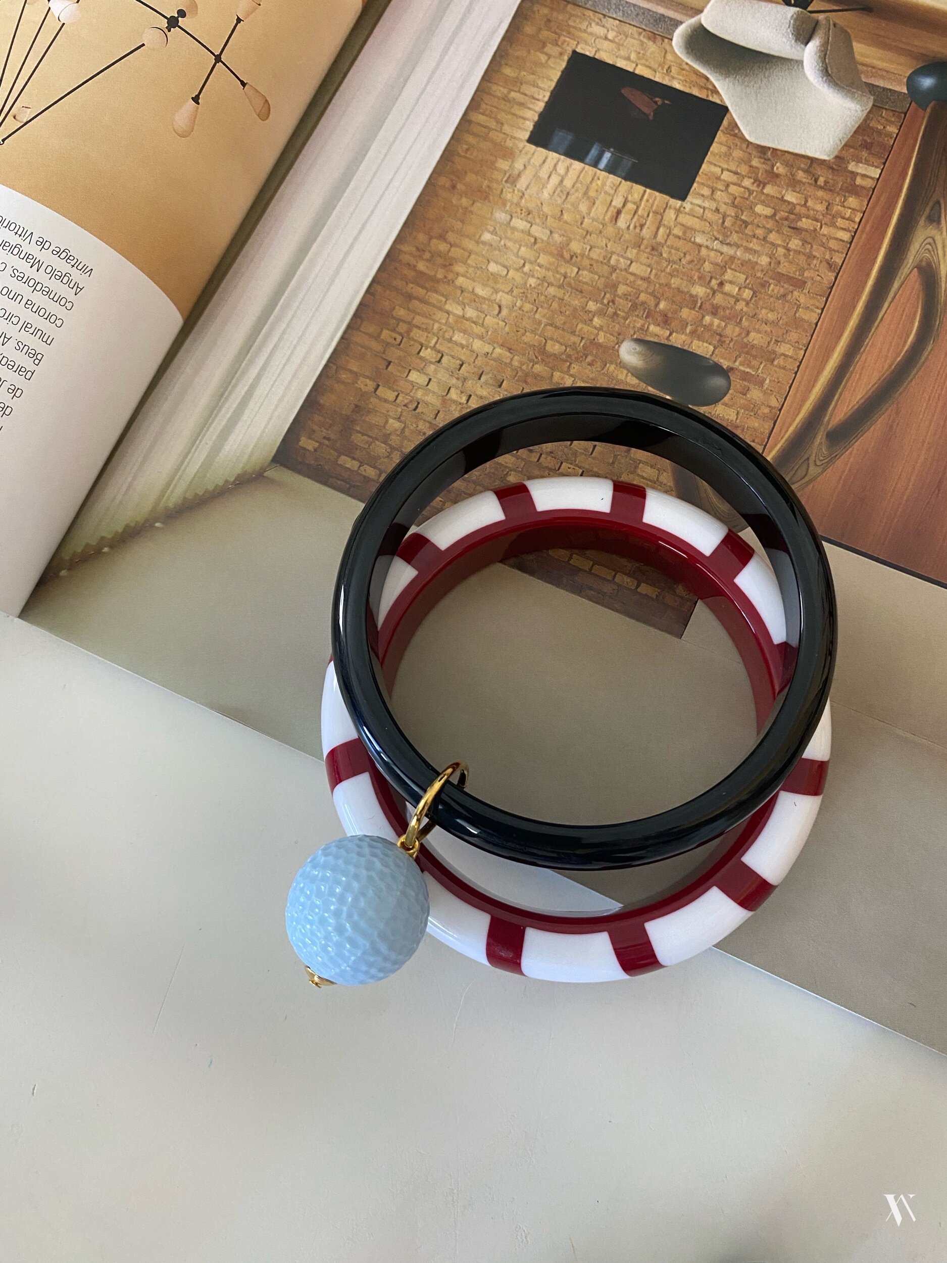 F5C6DF53-8458-42F5-B556-FF8F142A6D4C