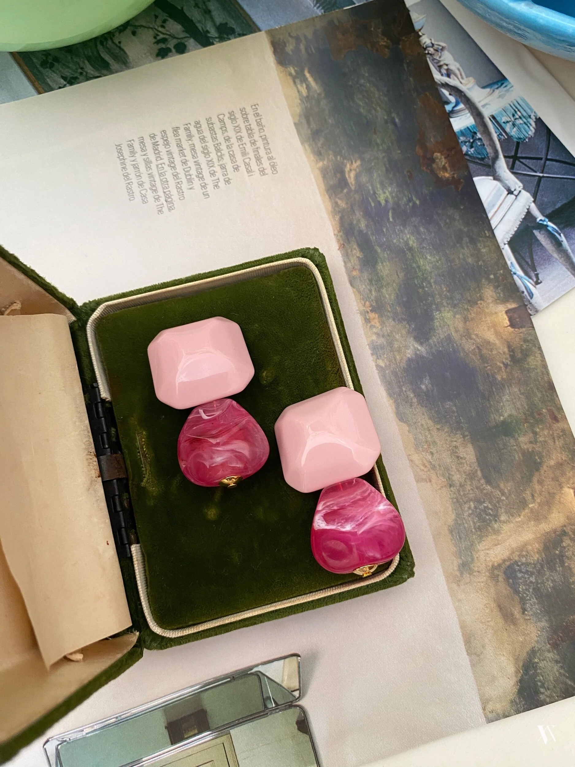 3E910C44-CD85-493B-B300-ED7A0347468F