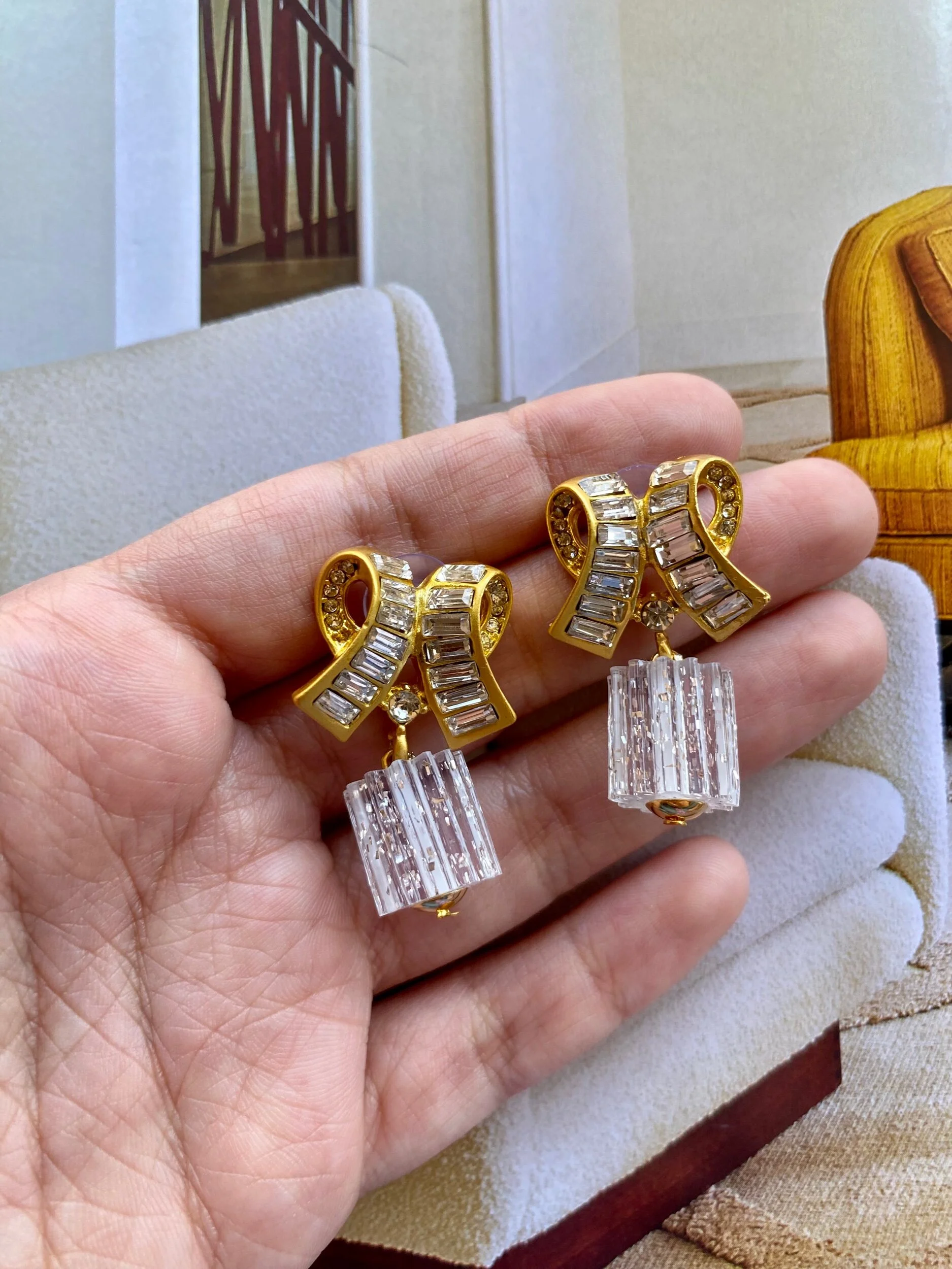 C1503C81-8C3D-4815-9632-C2FFAC9B64EB