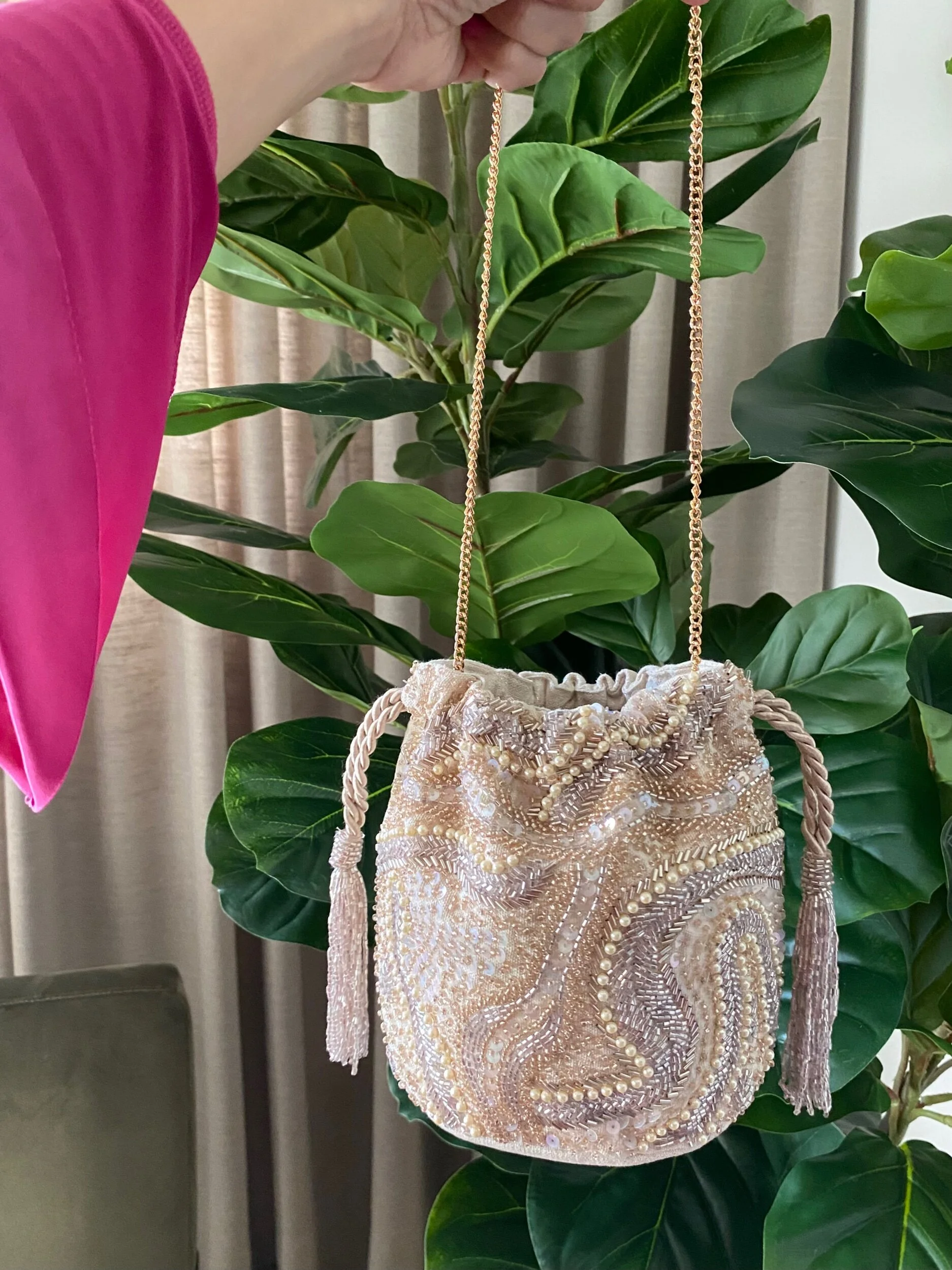 29CB6B91-802F-42E3-801F-E72B8AEB8E41