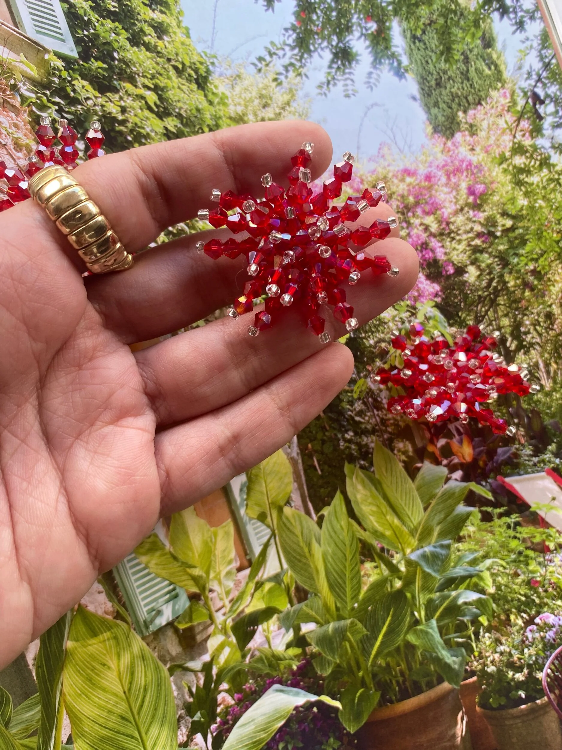 350CF5B5-CFC5-4BC7-8253-8F8631E5C930