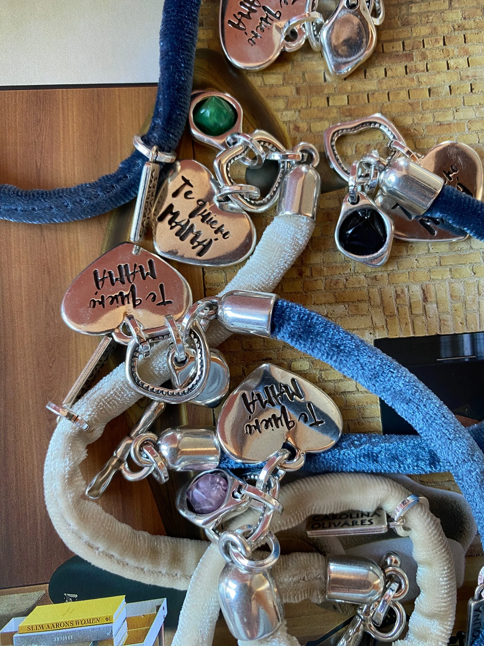 B4761167-5228-4BF1-A5B9-B9BDDA62B5A8