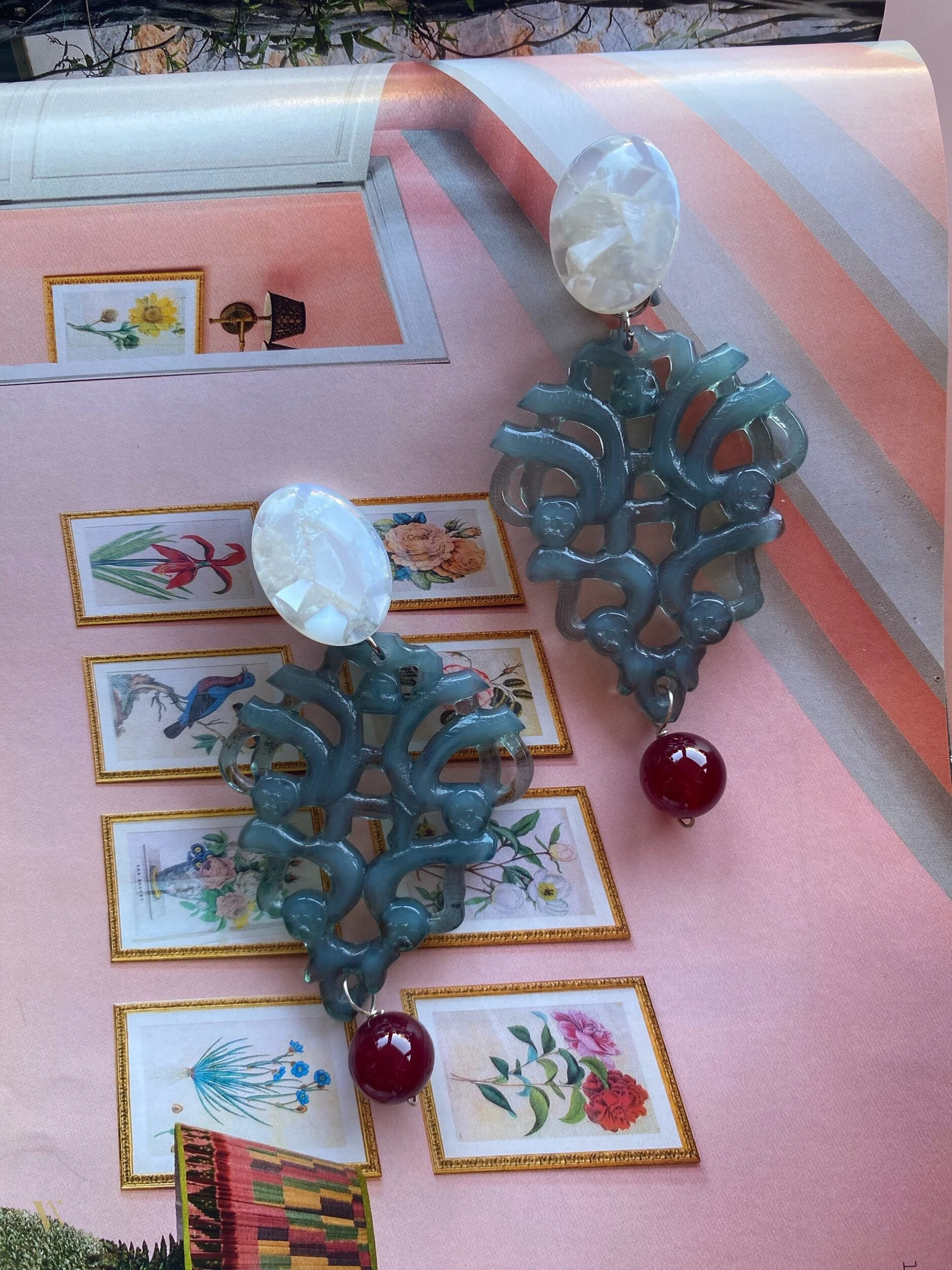 8C473851-2F45-47B7-9F44-A25D19FC064F