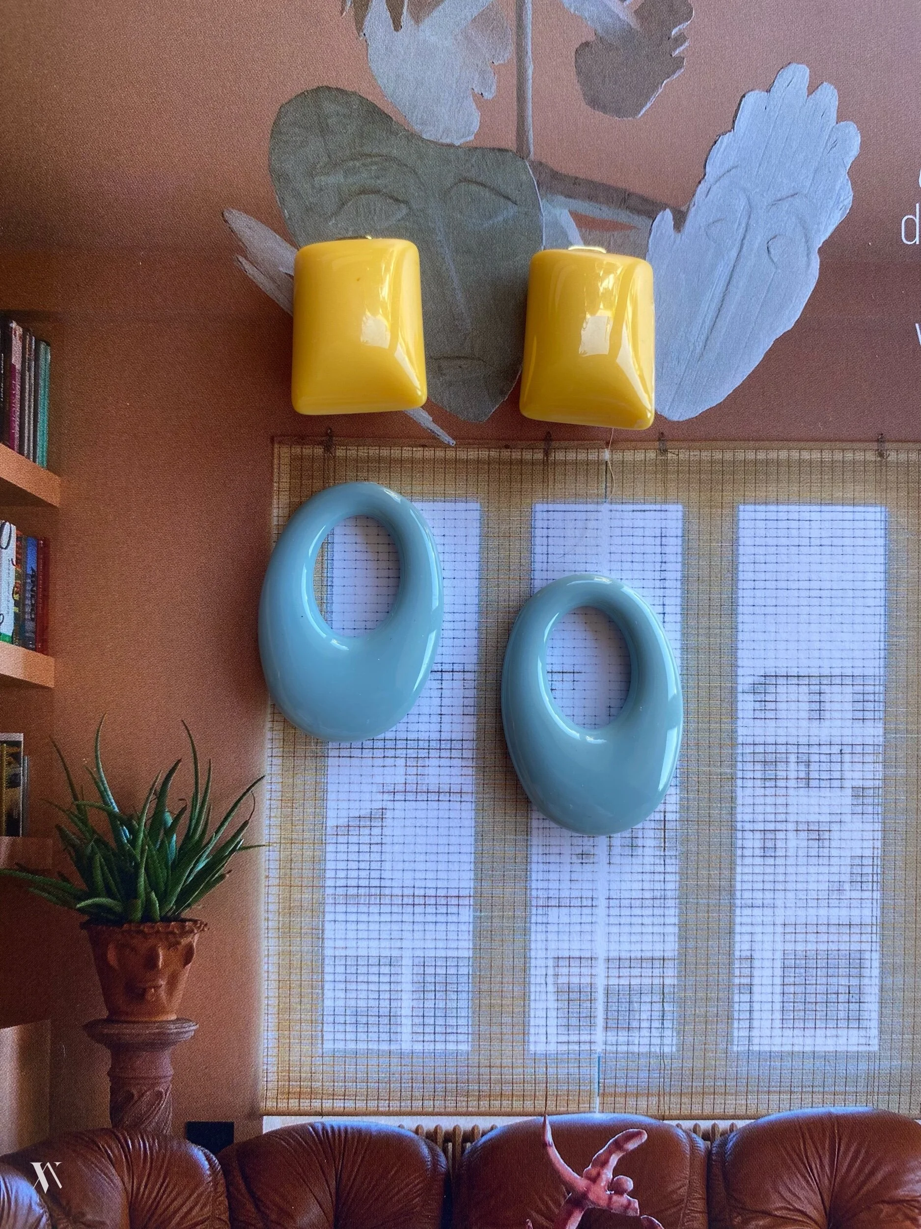 1175D242-E981-482C-8B5B-121B155841E0