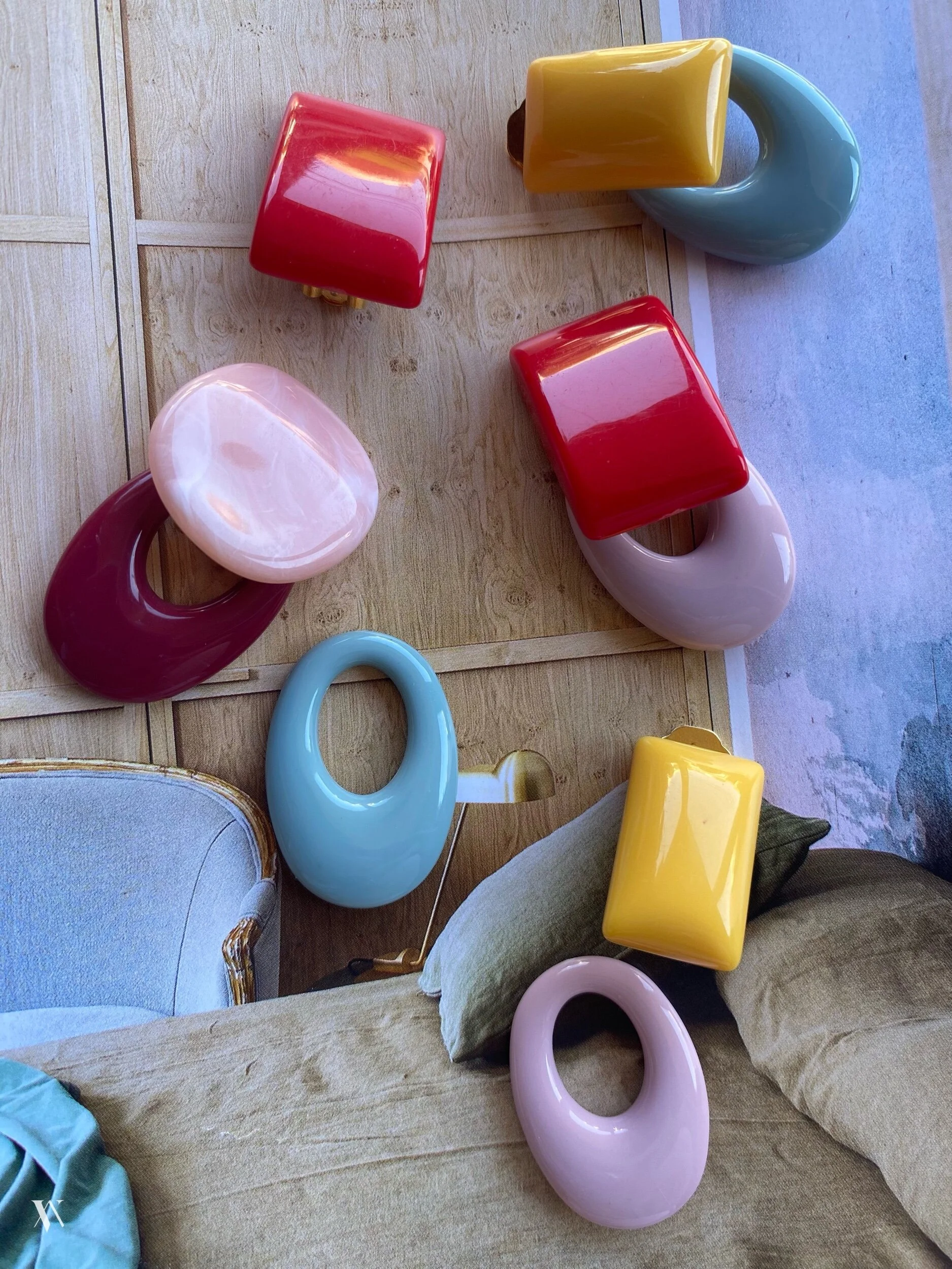 E09ABA6C-8378-47BA-B936-1FA884CD8133