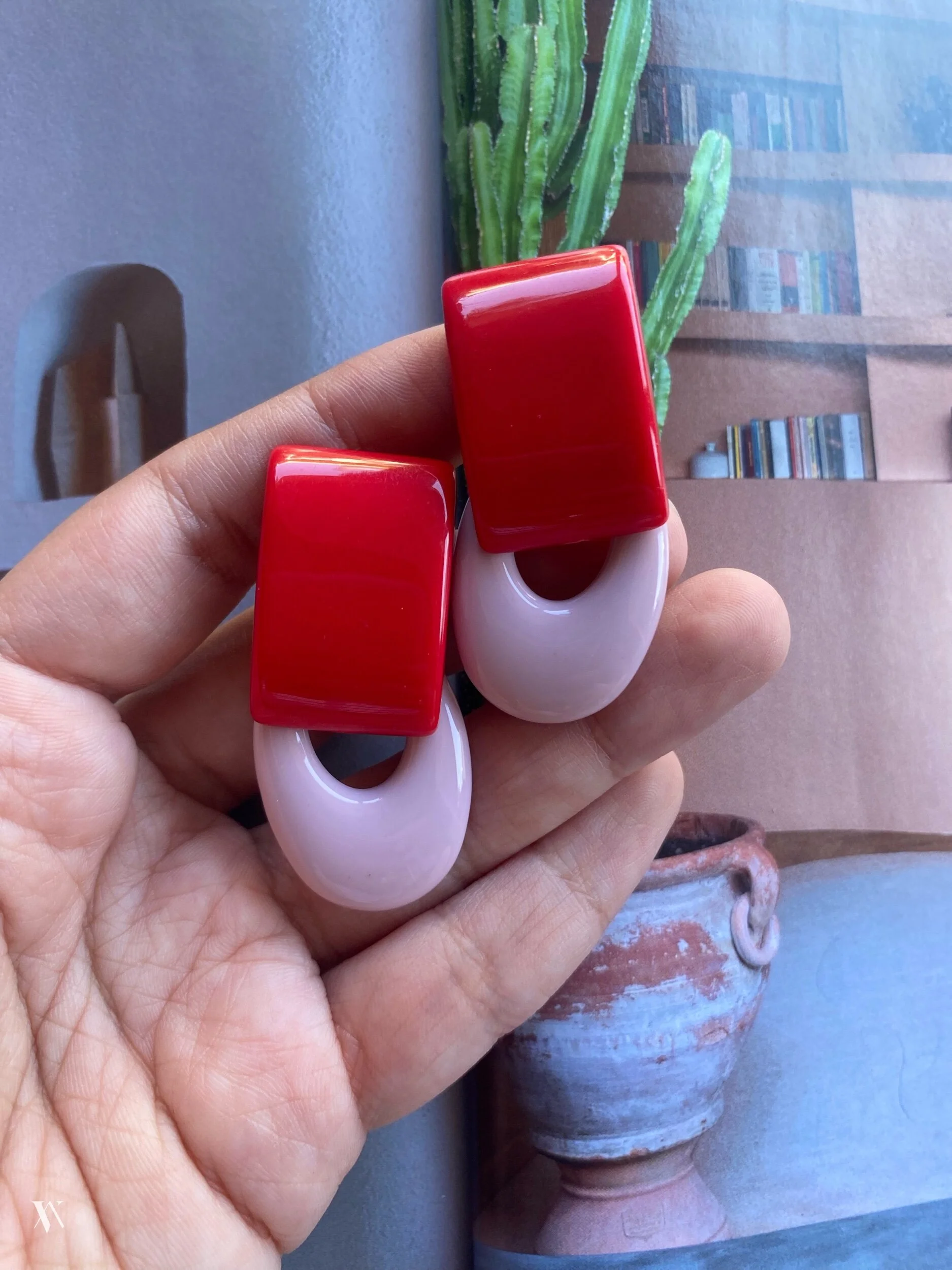 F5B97967-FFA2-44E3-A192-8CD5D15B13F3