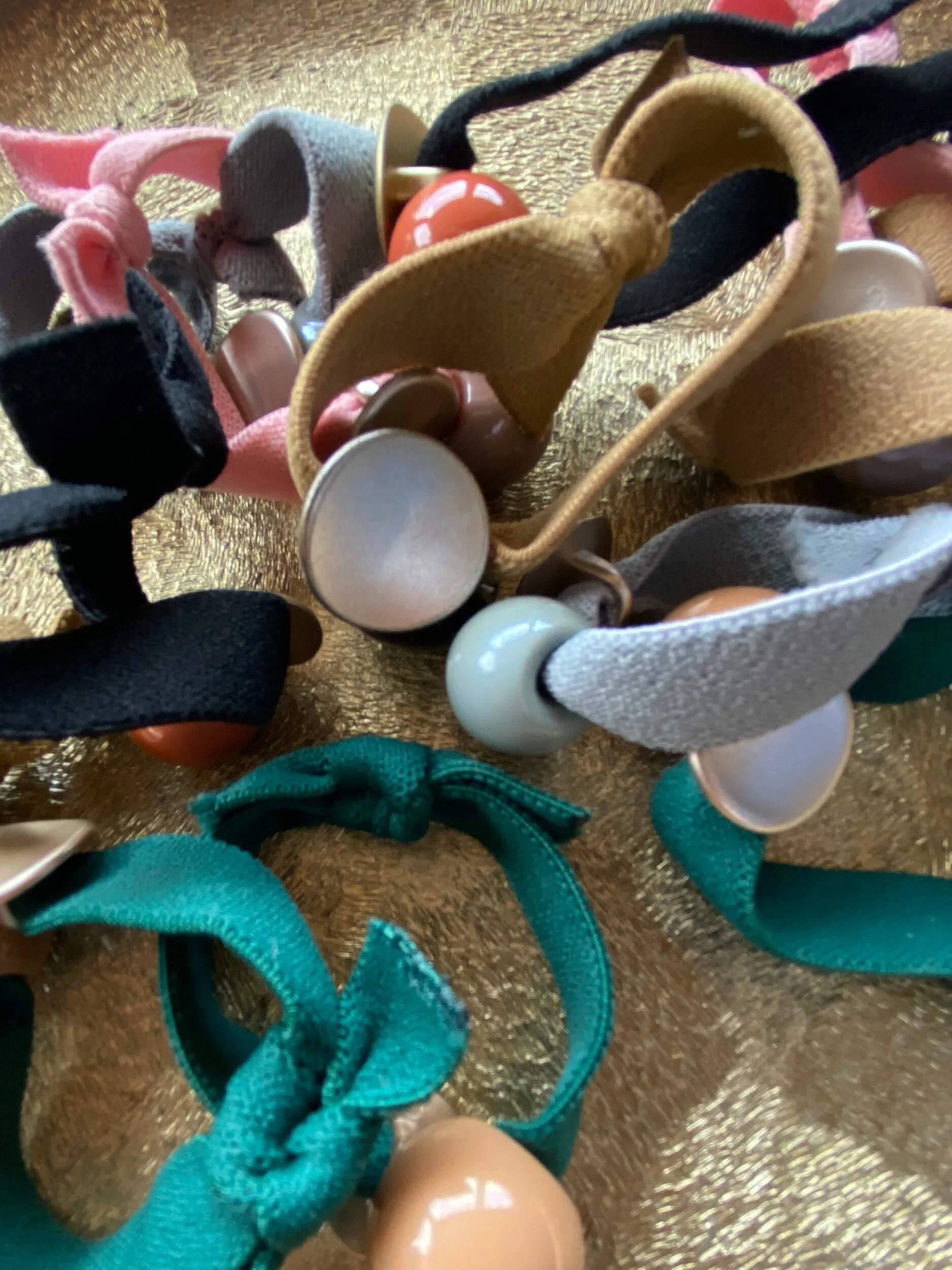 6E063625-AD46-4701-9CF1-674F11A8A3DF