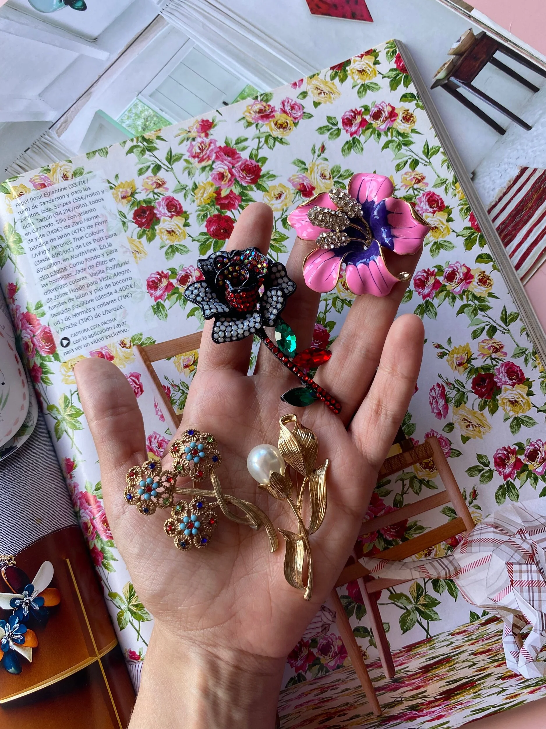 AE71E3B2-1E8A-4223-A480-7C7100226642