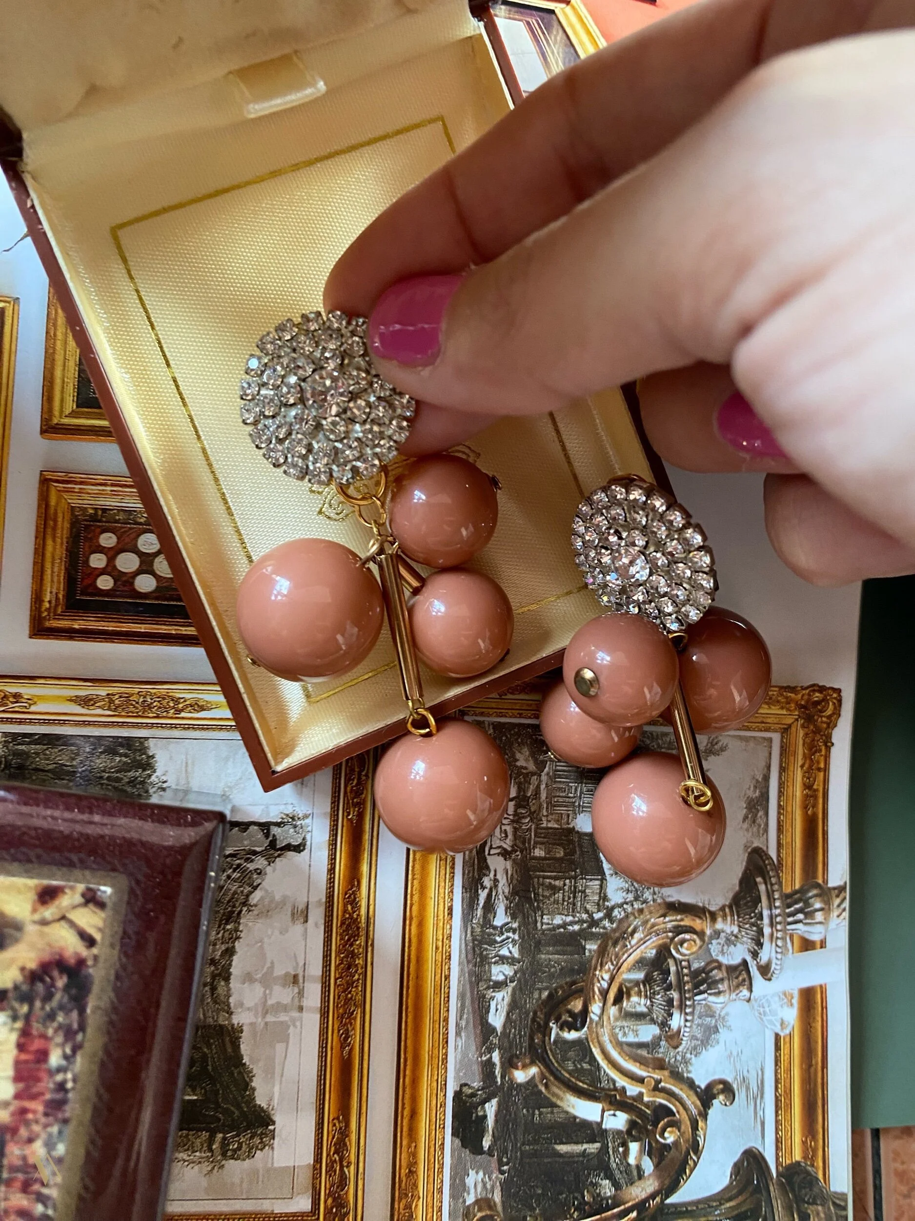 707CCB5F-928A-4B35-8DB0-2E1450051BE3