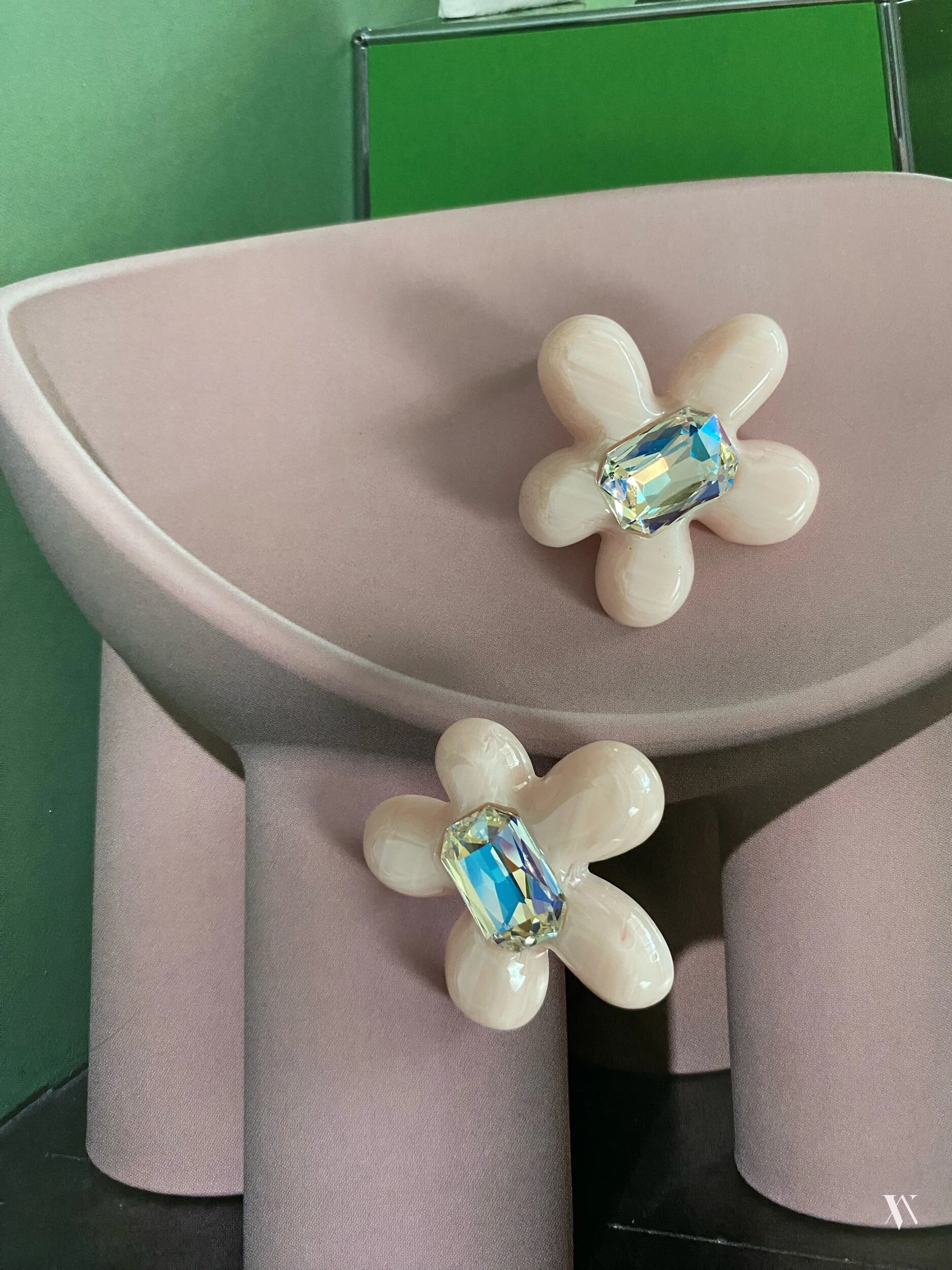 166C8AC5-1CFE-4931-82E0-B5E85B777E11