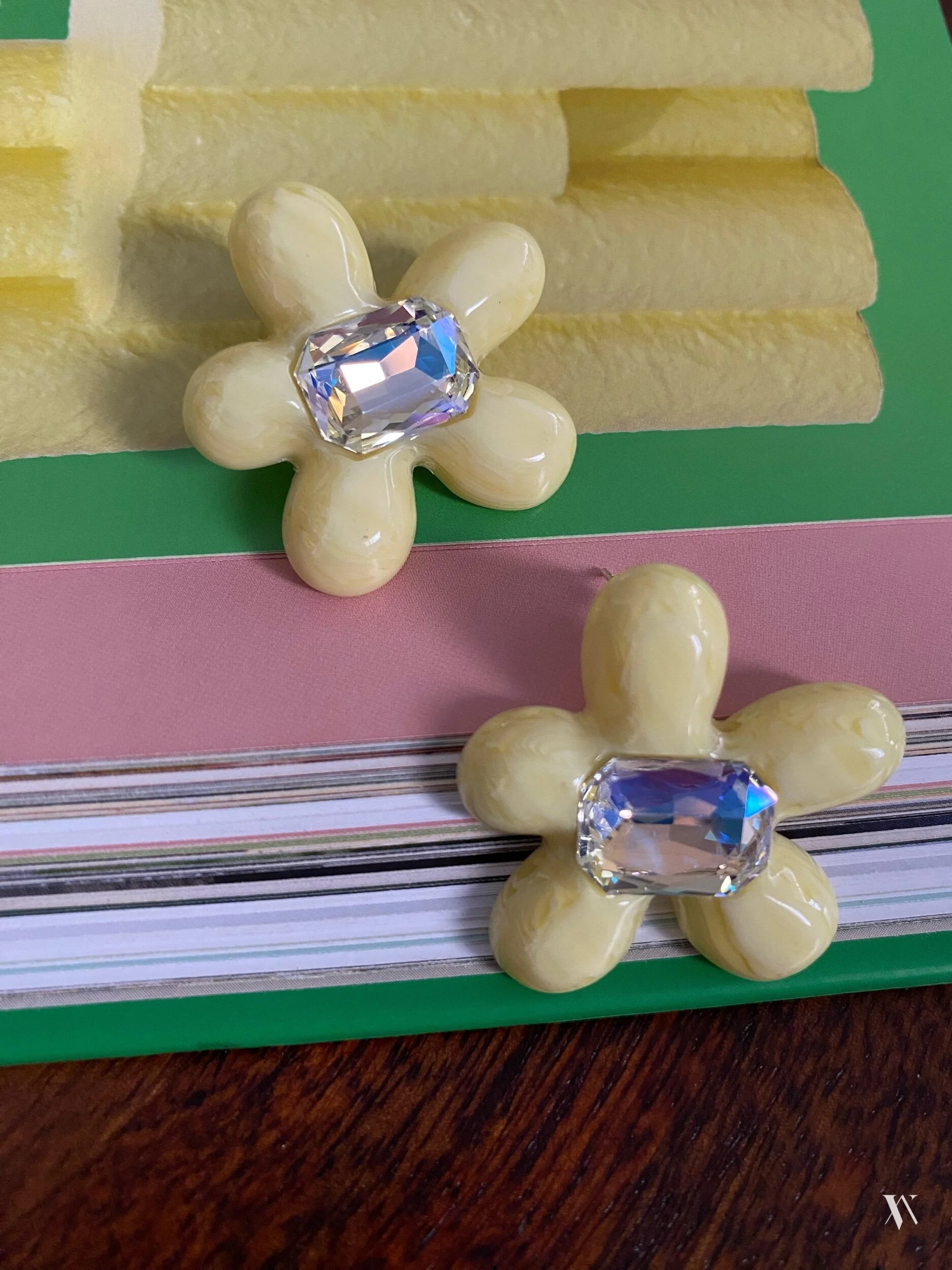 2566EF27-EBEB-4515-A0F2-2FC8427E3C09